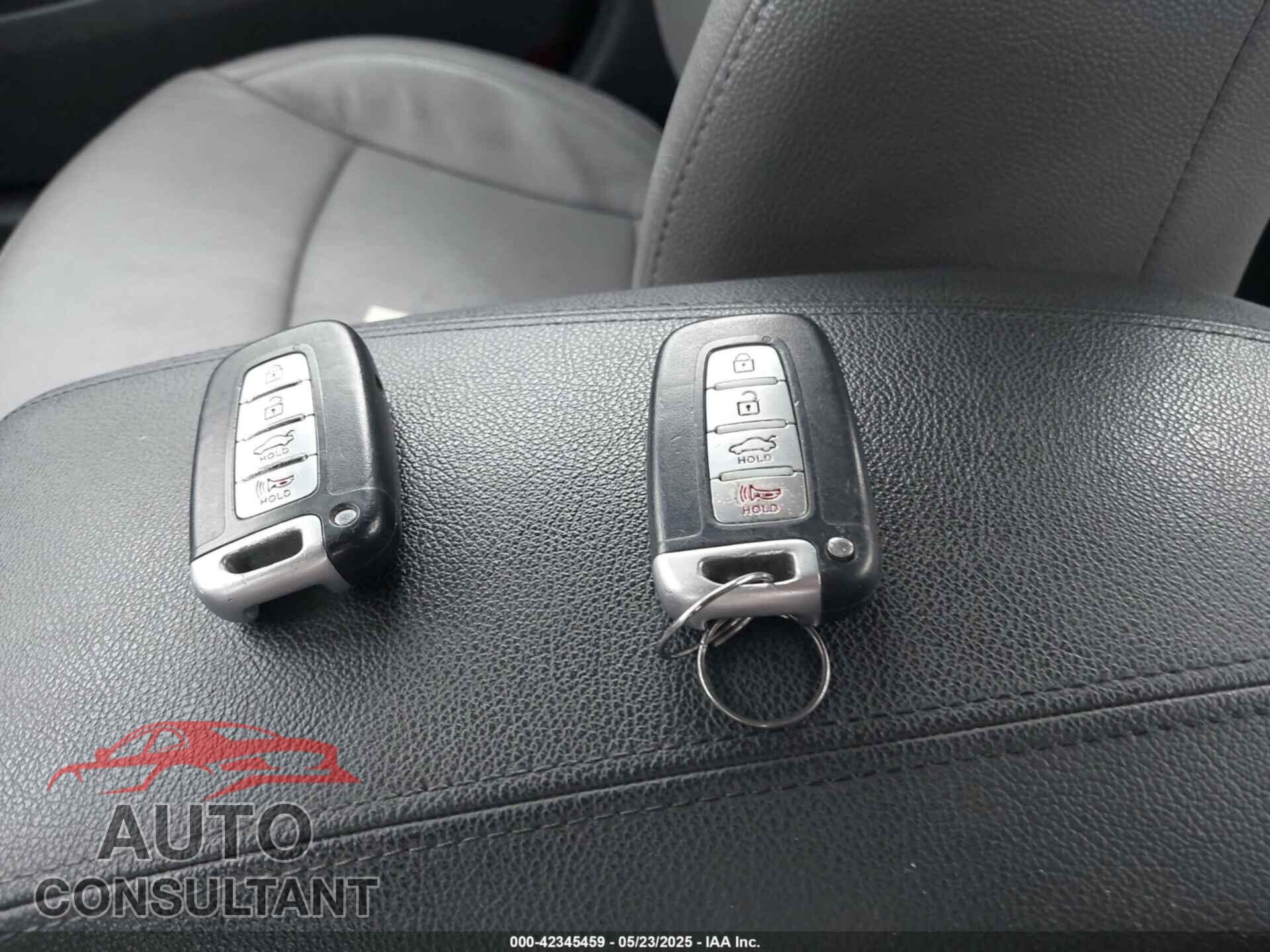 HYUNDAI SONATA 2011 - 5NPEC4AC1BH018347