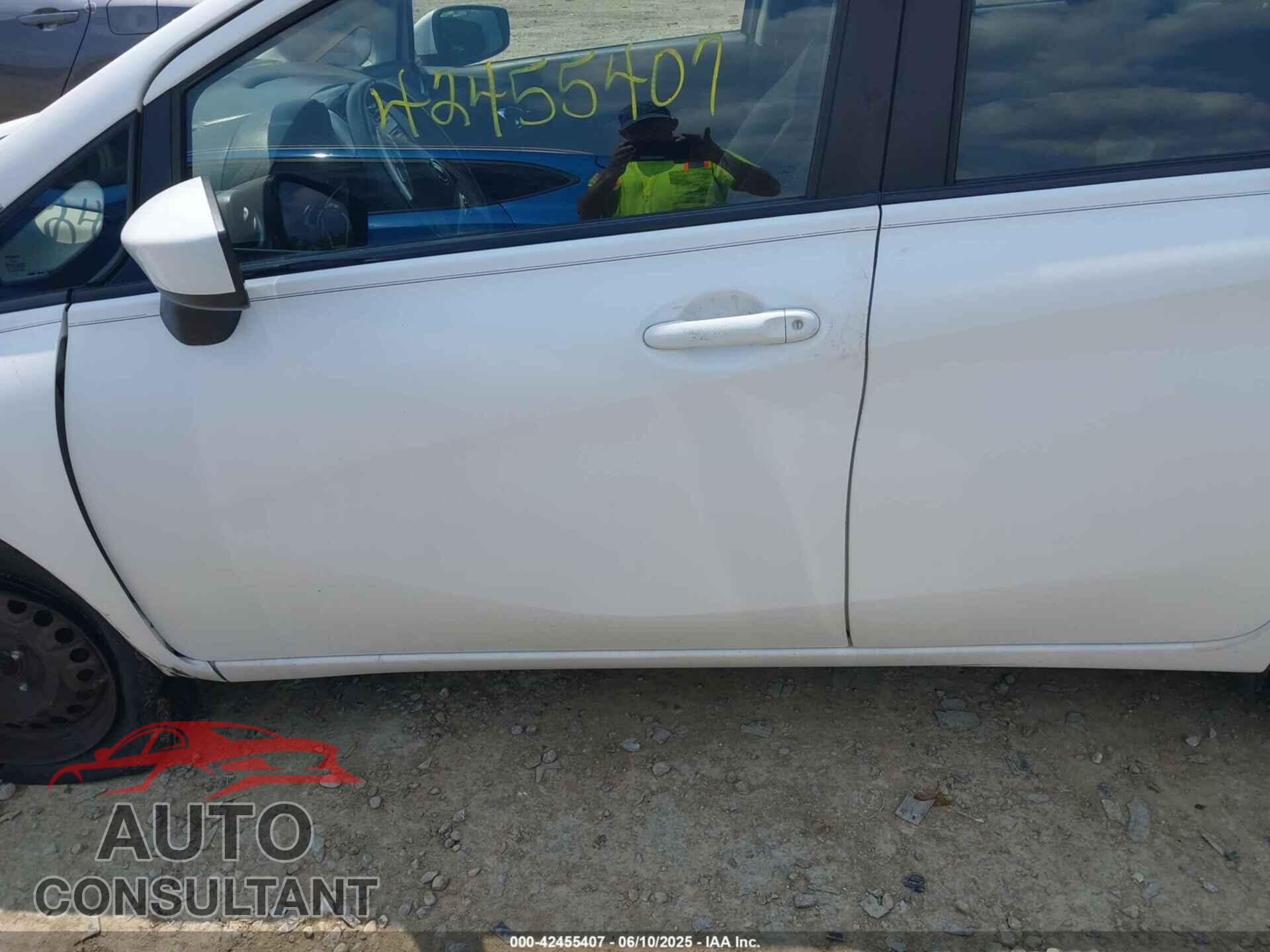 NISSAN VERSA NOTE 2015 - 3N1CE2CP2FL410347