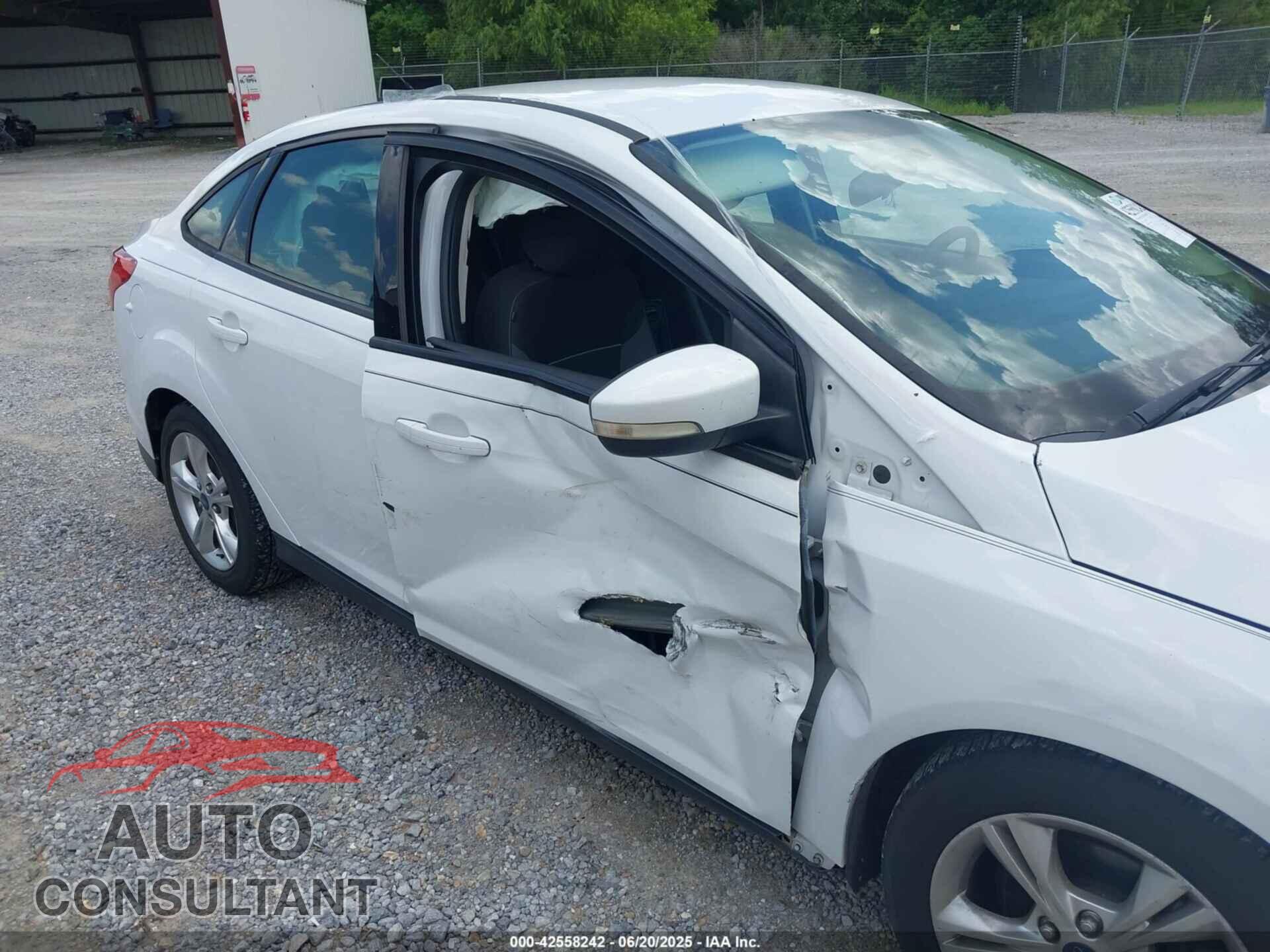 FORD FOCUS 2014 - 1FADP3F21EL145017