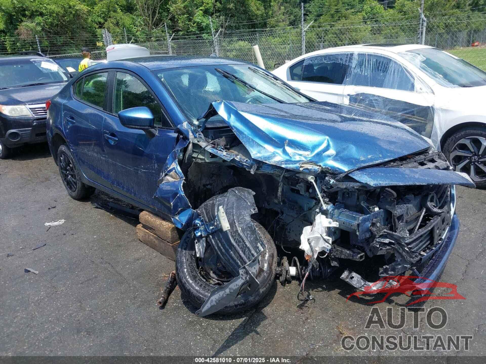 MAZDA MAZDA3 2018 - 3MZBN1U73JM162451