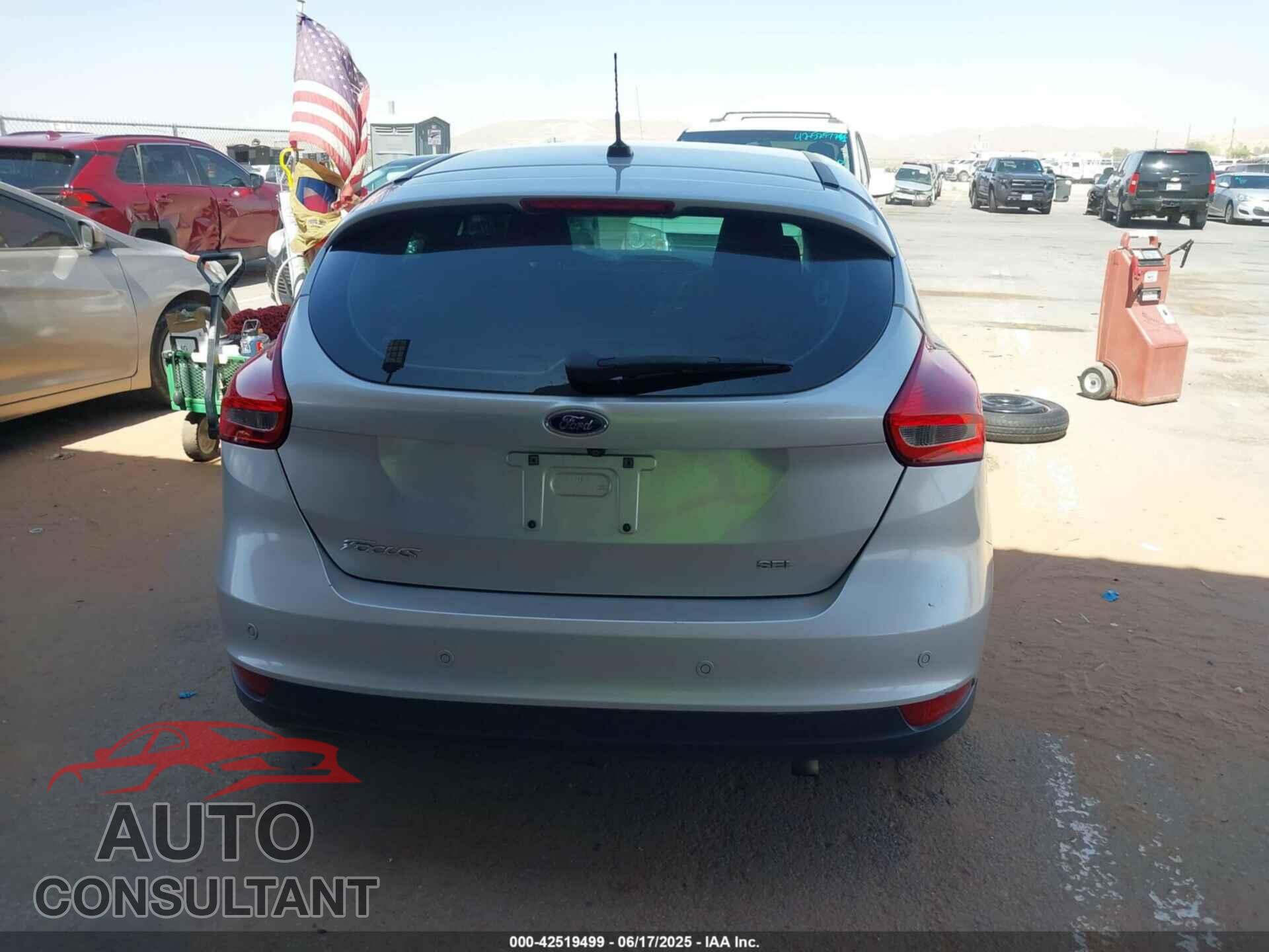 FORD FOCUS 2018 - 1FADP3M29JL287788