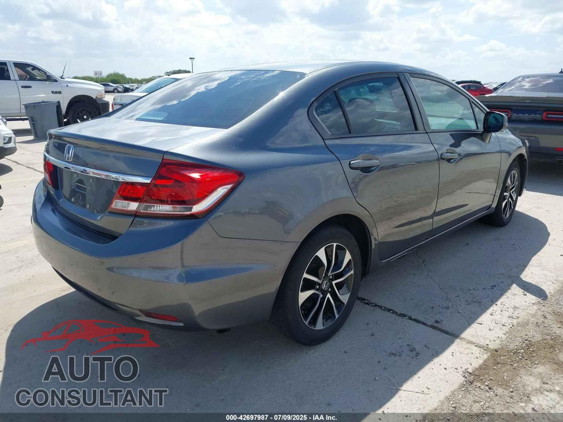 HONDA CIVIC 2013 - 19XFB2F90DE080421