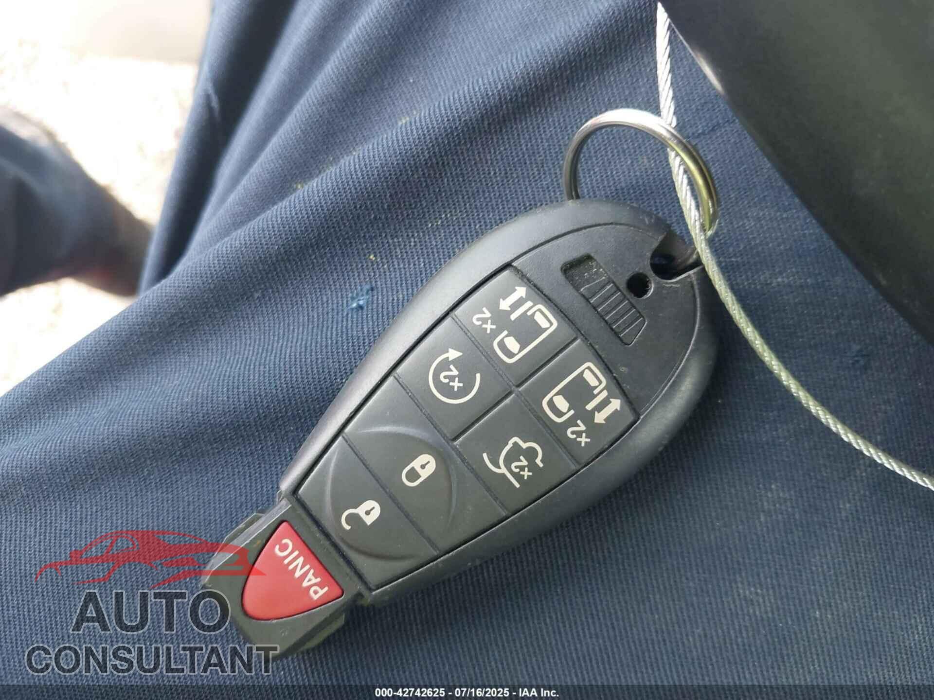 DODGE GRAND CARAVAN 2014 - 2C4RDGCGXER241283