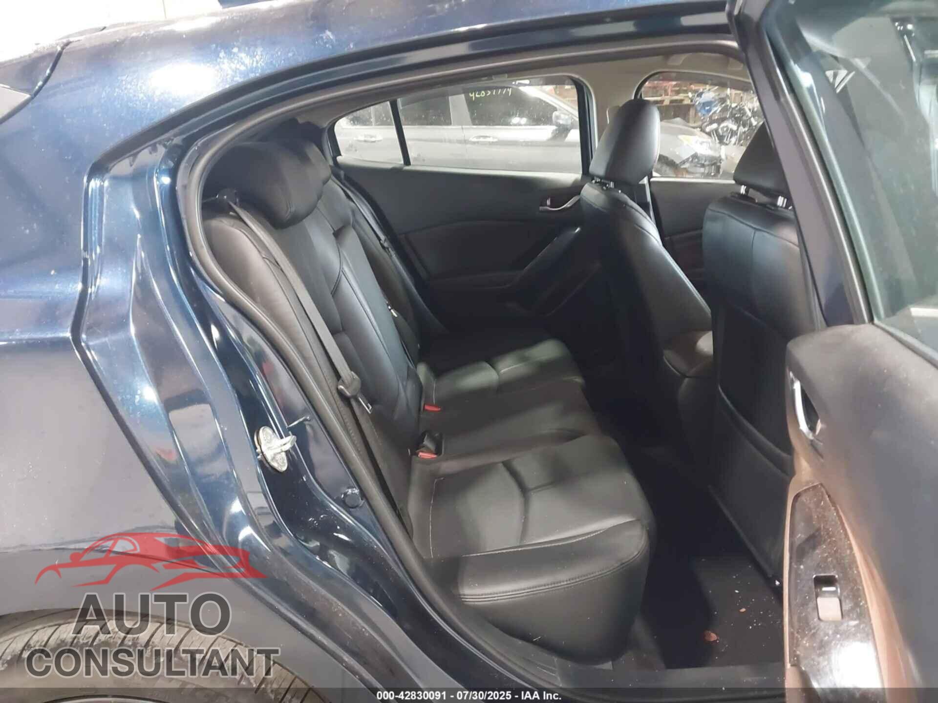 MAZDA MAZDA3 2018 - 3MZBN1L36JM167965
