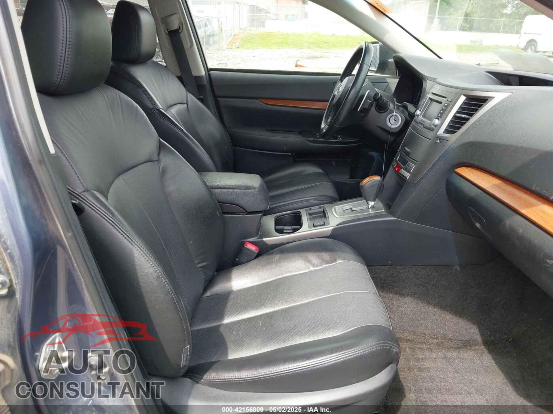 SUBARU OUTBACK 2014 - 4S4BRBLC1E3297555