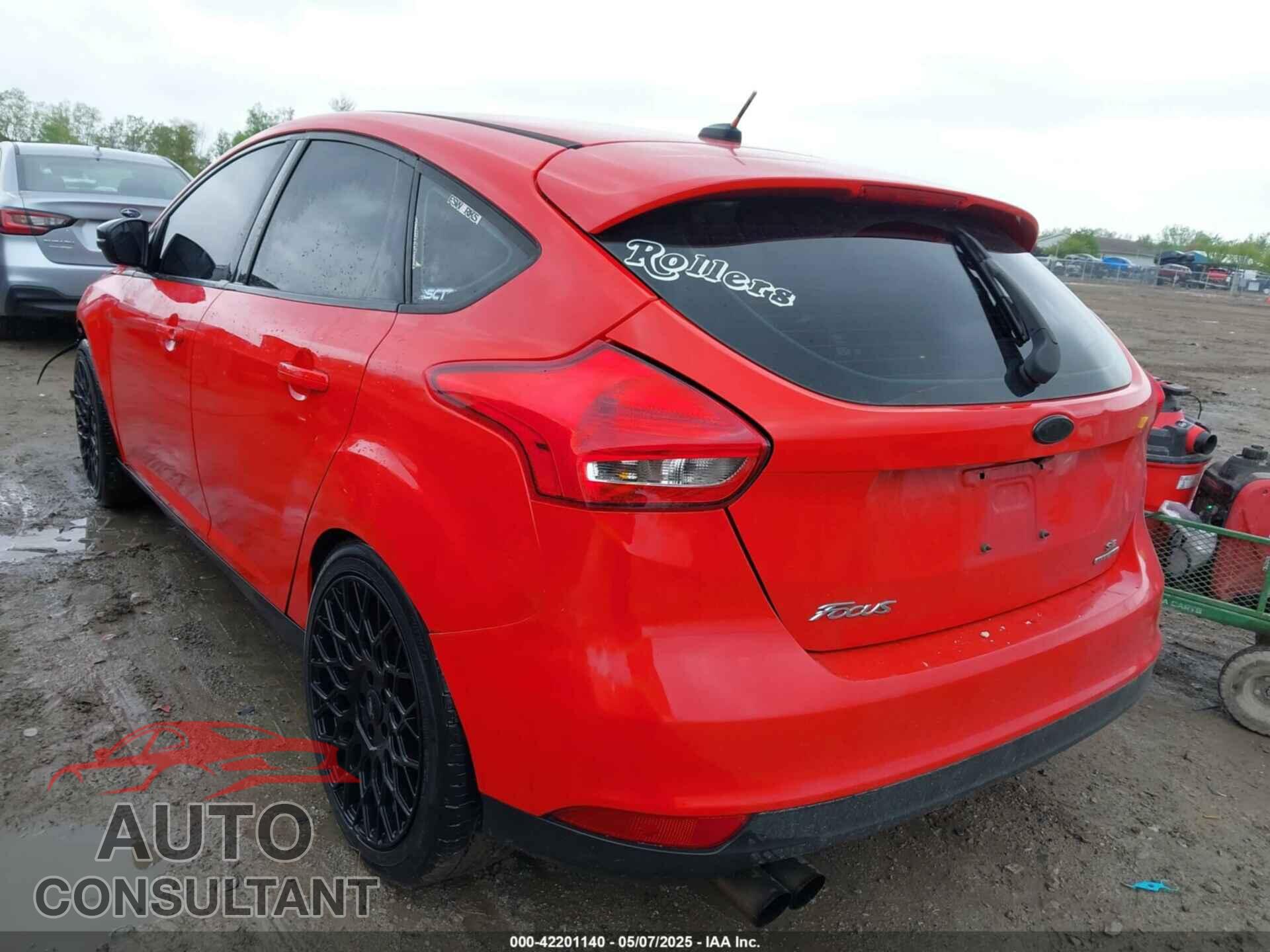 FORD FOCUS 2016 - 1FADP3K26GL389822