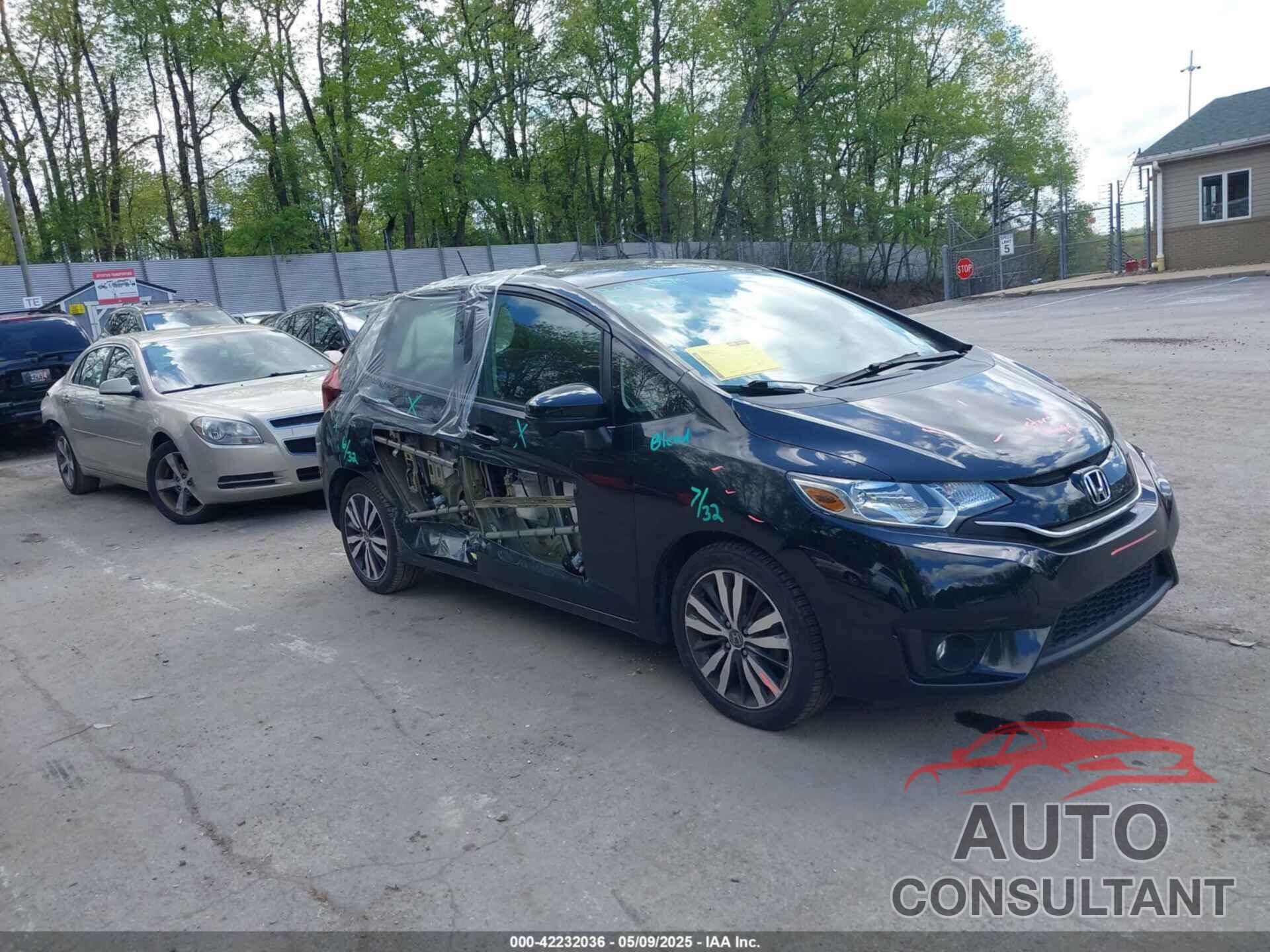 HONDA FIT 2015 - 3HGGK5H80FM779701