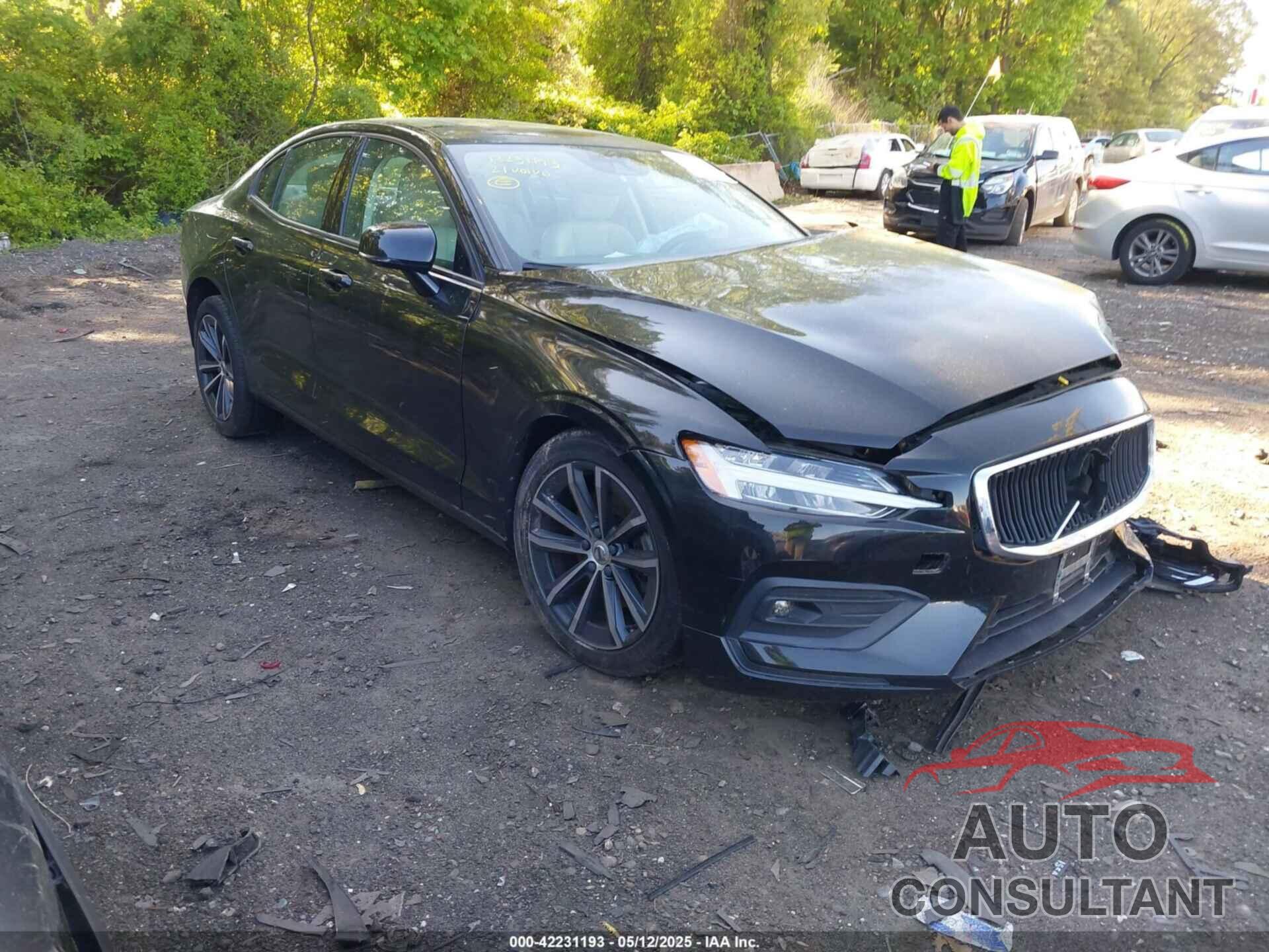 VOLVO S60 2021 - 7JR102FK4MG095623