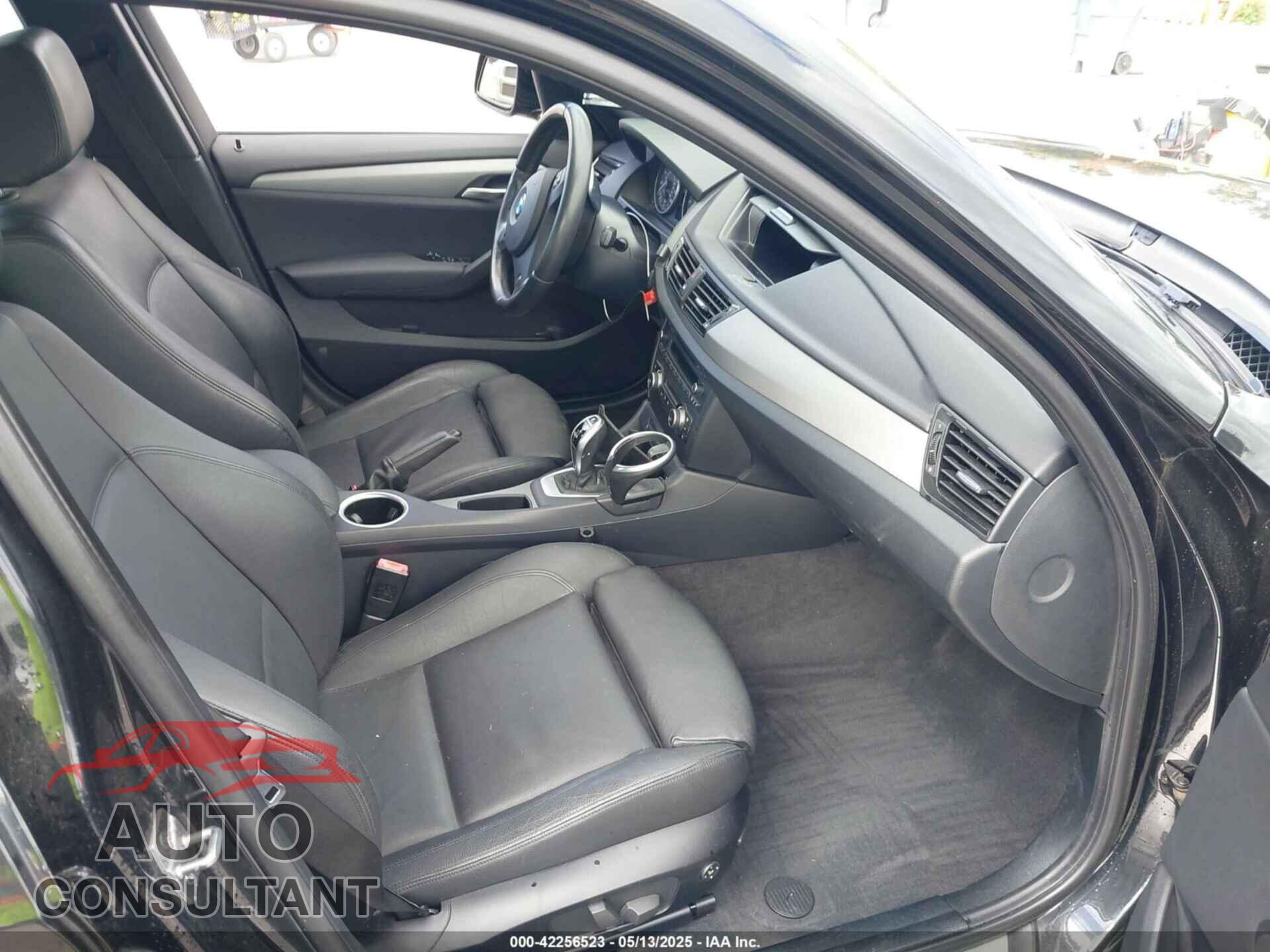 BMW X1 2014 - WBAVM1C53EVW51380