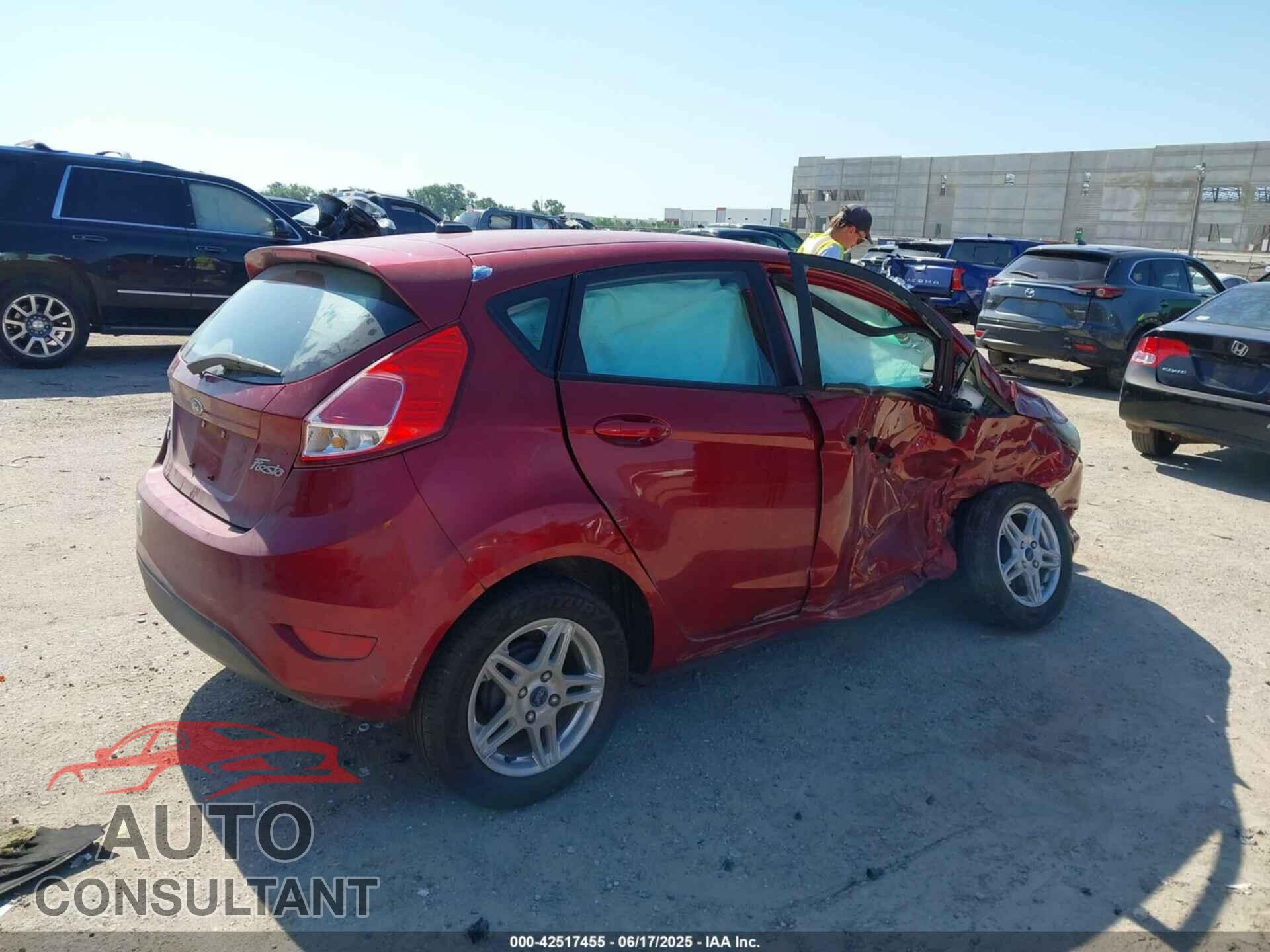 FORD FIESTA 2017 - 3FADP4EJ7HM148117