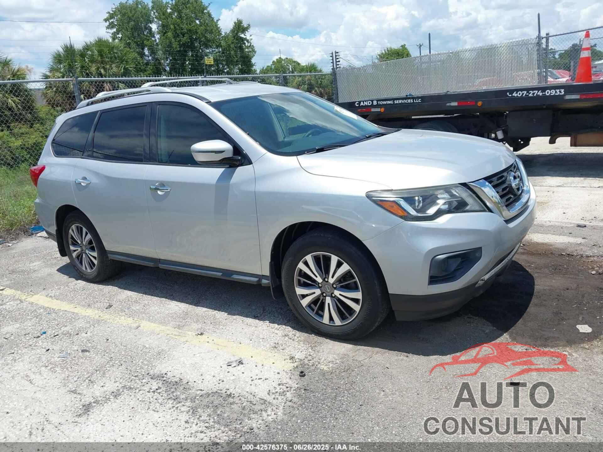 NISSAN PATHFINDER 2017 - 5N1DR2MN3HC611073