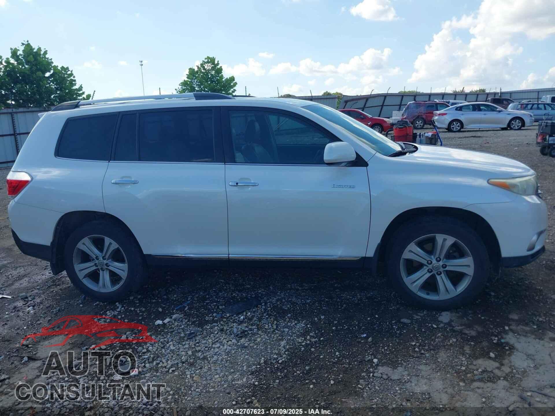 TOYOTA HIGHLANDER 2011 - 5TDYK3EH5BS039308