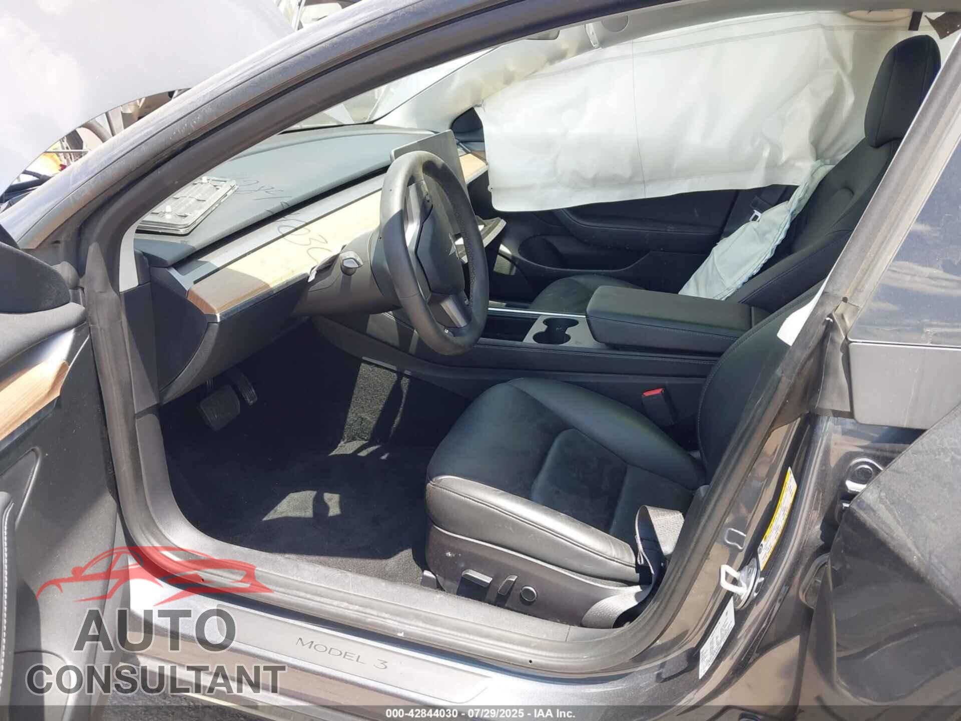 TESLA MODEL 3 2022 - 5YJ3E1EA0NF299987
