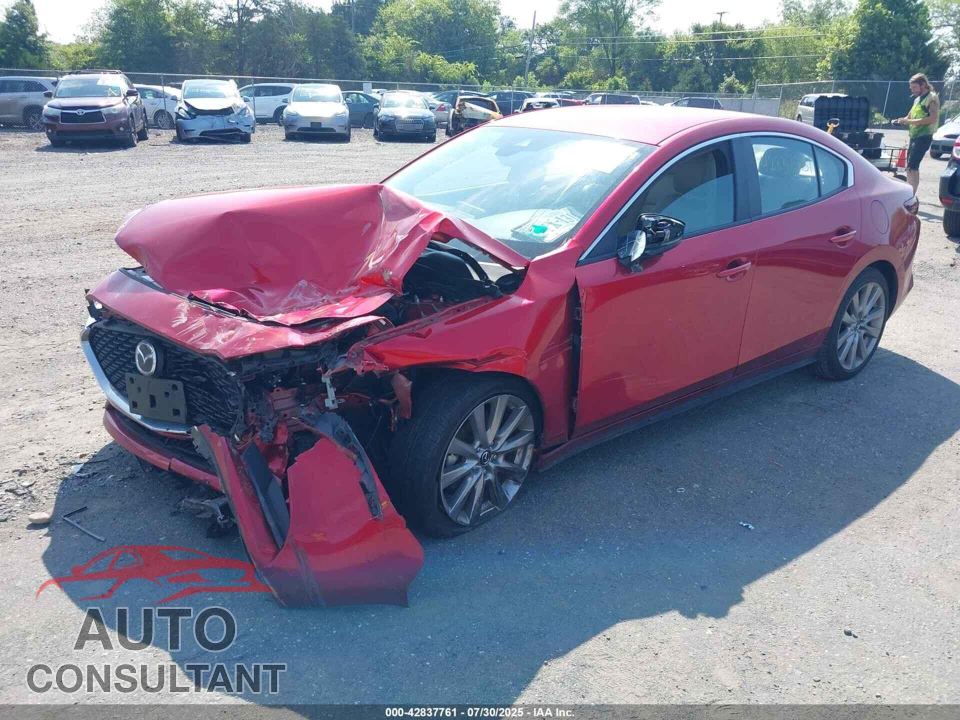 MAZDA MAZDA3 2020 - JM1BPACL5L1168733