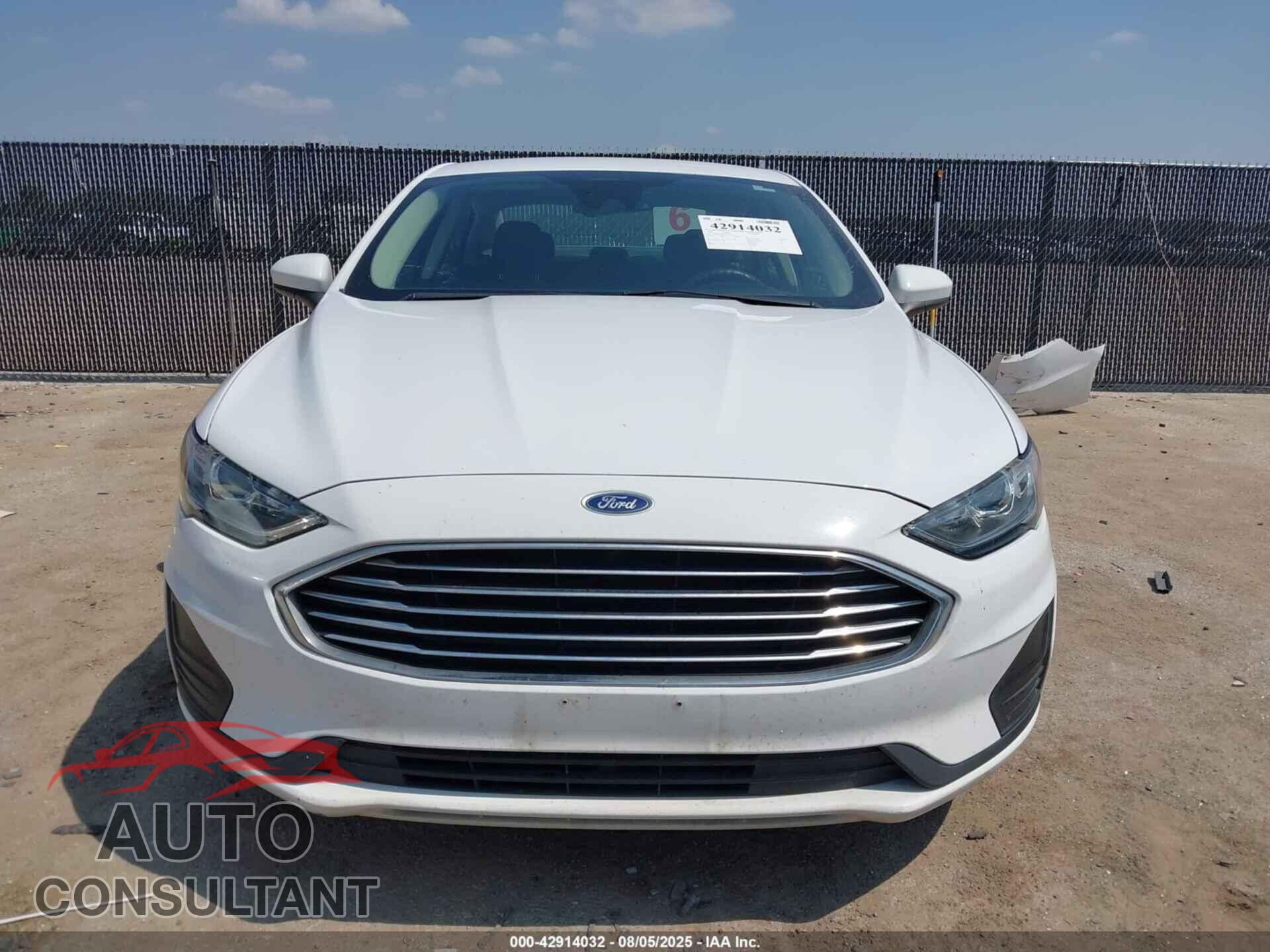 FORD FUSION 2020 - 3FA6P0LU4LR214326
