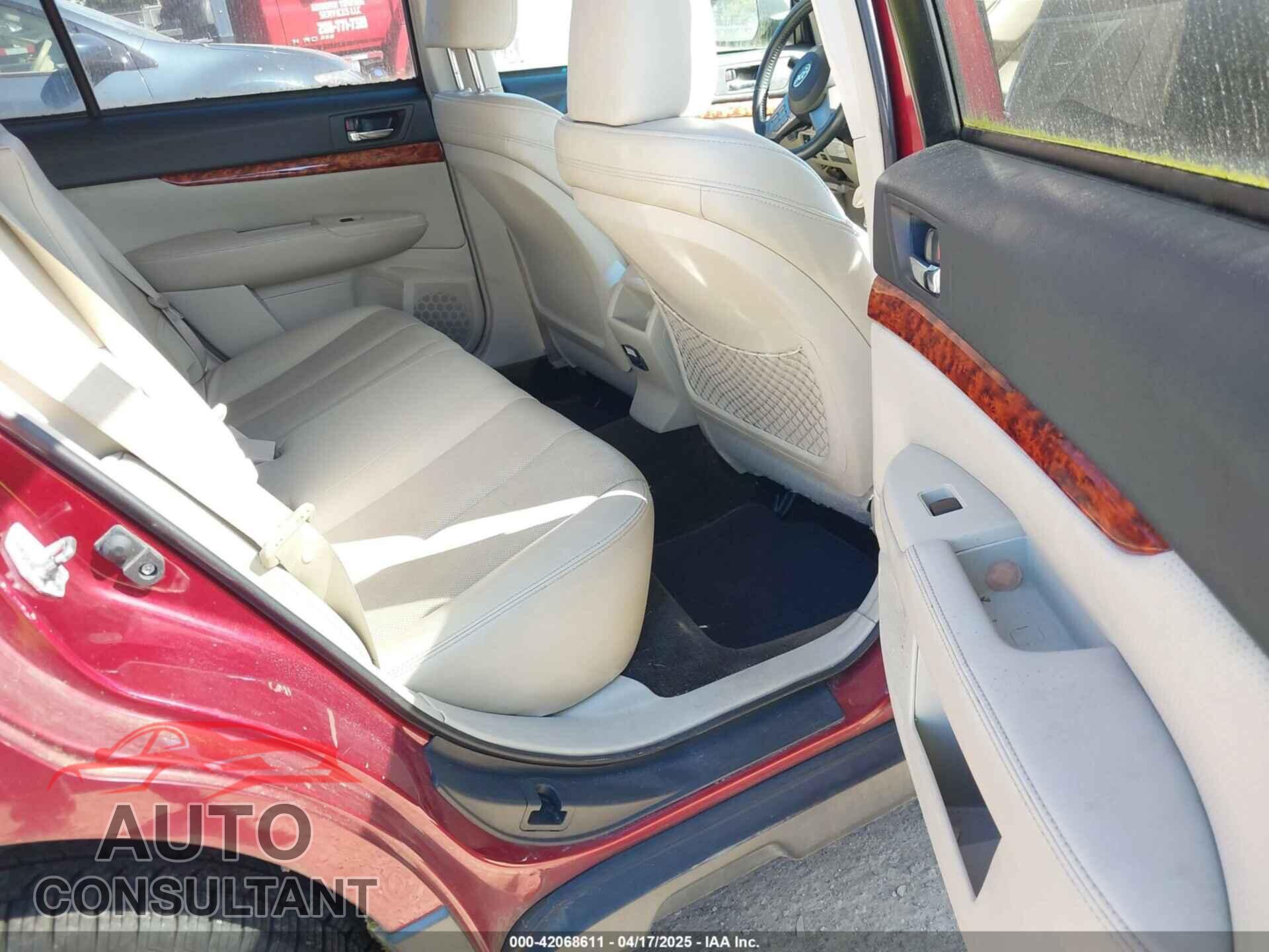SUBARU OUTBACK 2011 - 4S4BRDKC7B2417762