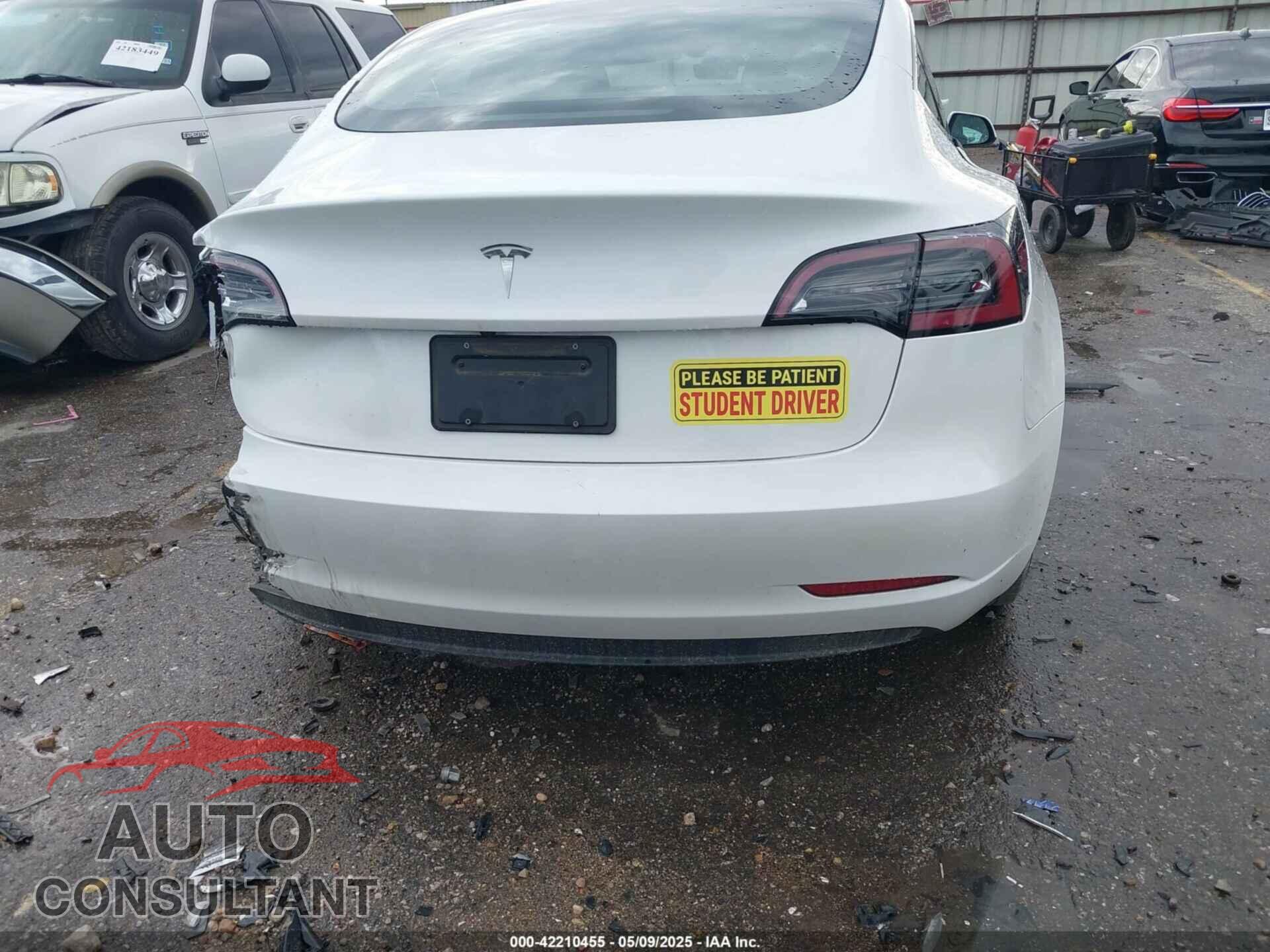 TESLA MODEL 3 2023 - 5YJ3E1EA0PF511158