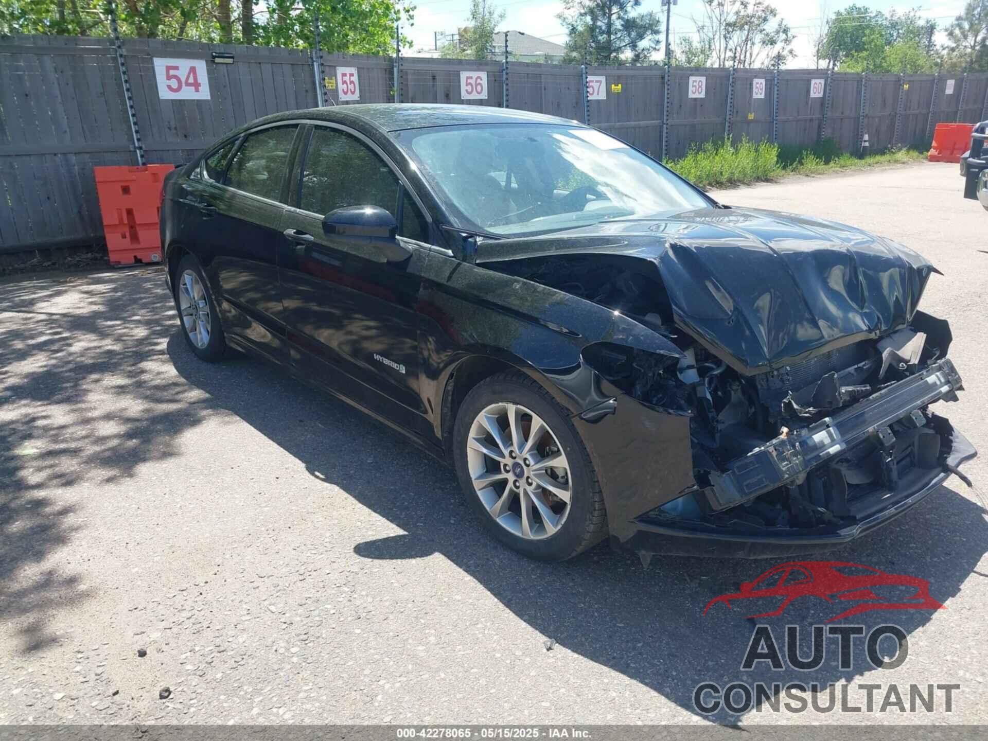 FORD FUSION HYBRID 2017 - 3FA6P0UUXHR172055