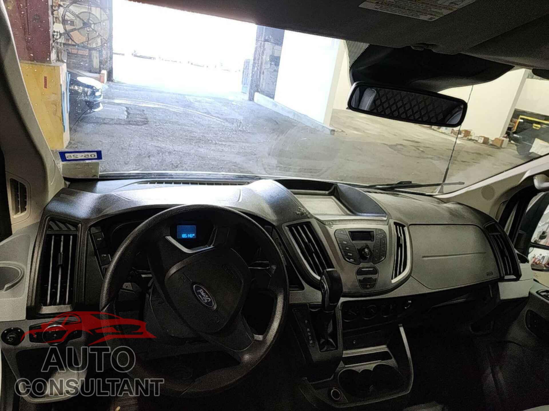 FORD TRANSIT 2017 - 1FTYE1YM9HKA68394