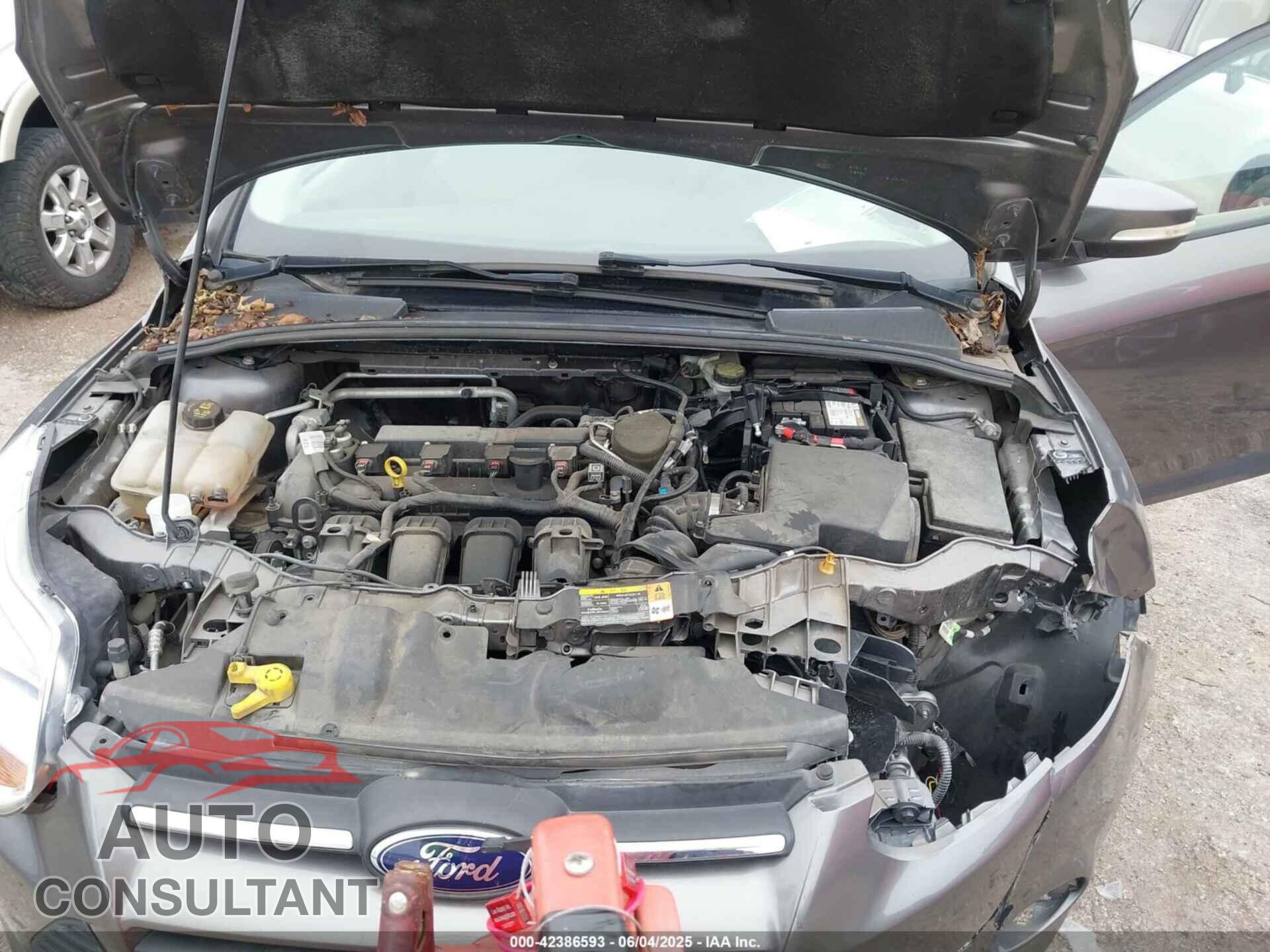 FORD FOCUS 2014 - 1FADP3K2XEL145197