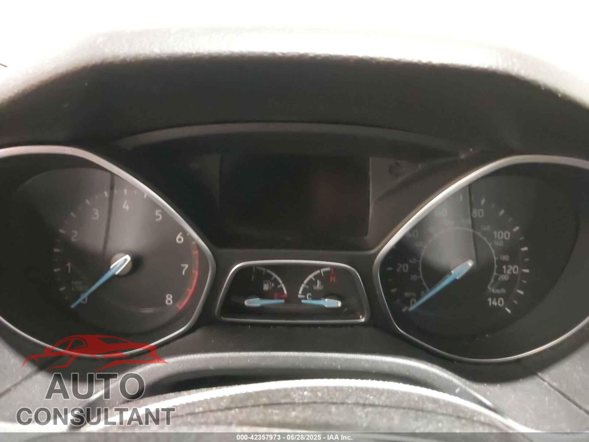 FORD FOCUS 2015 - 1FADP3F29FL203084