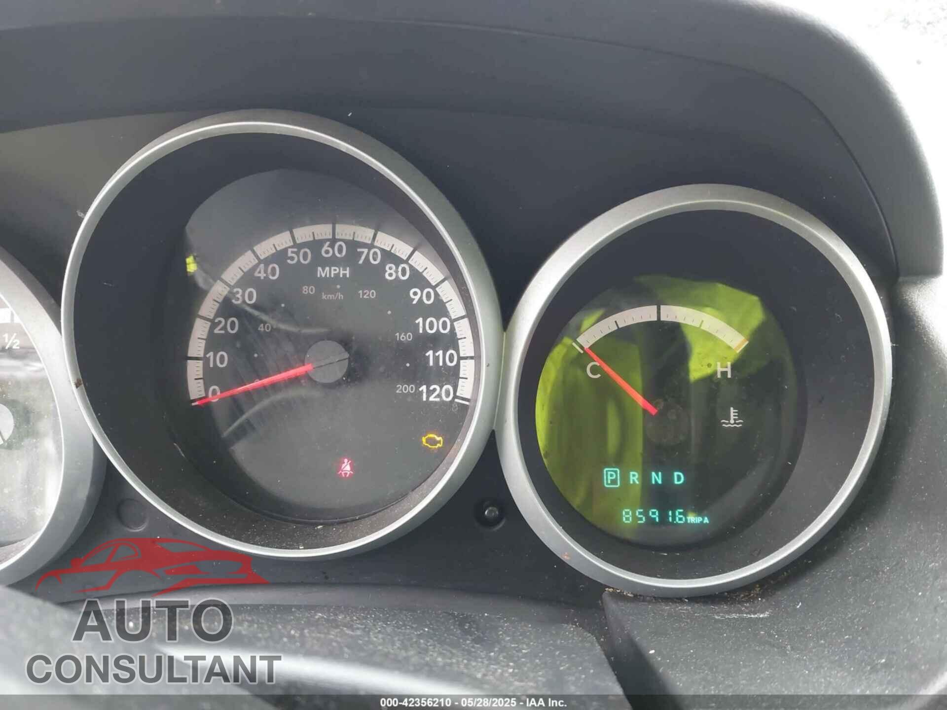 DODGE GRAND CARAVAN 2010 - 2D4RN4DE3AR143668