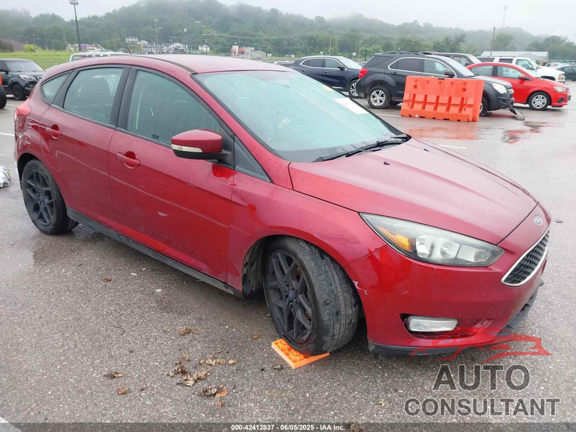 FORD FOCUS 2016 - 1FADP3K20GL361112