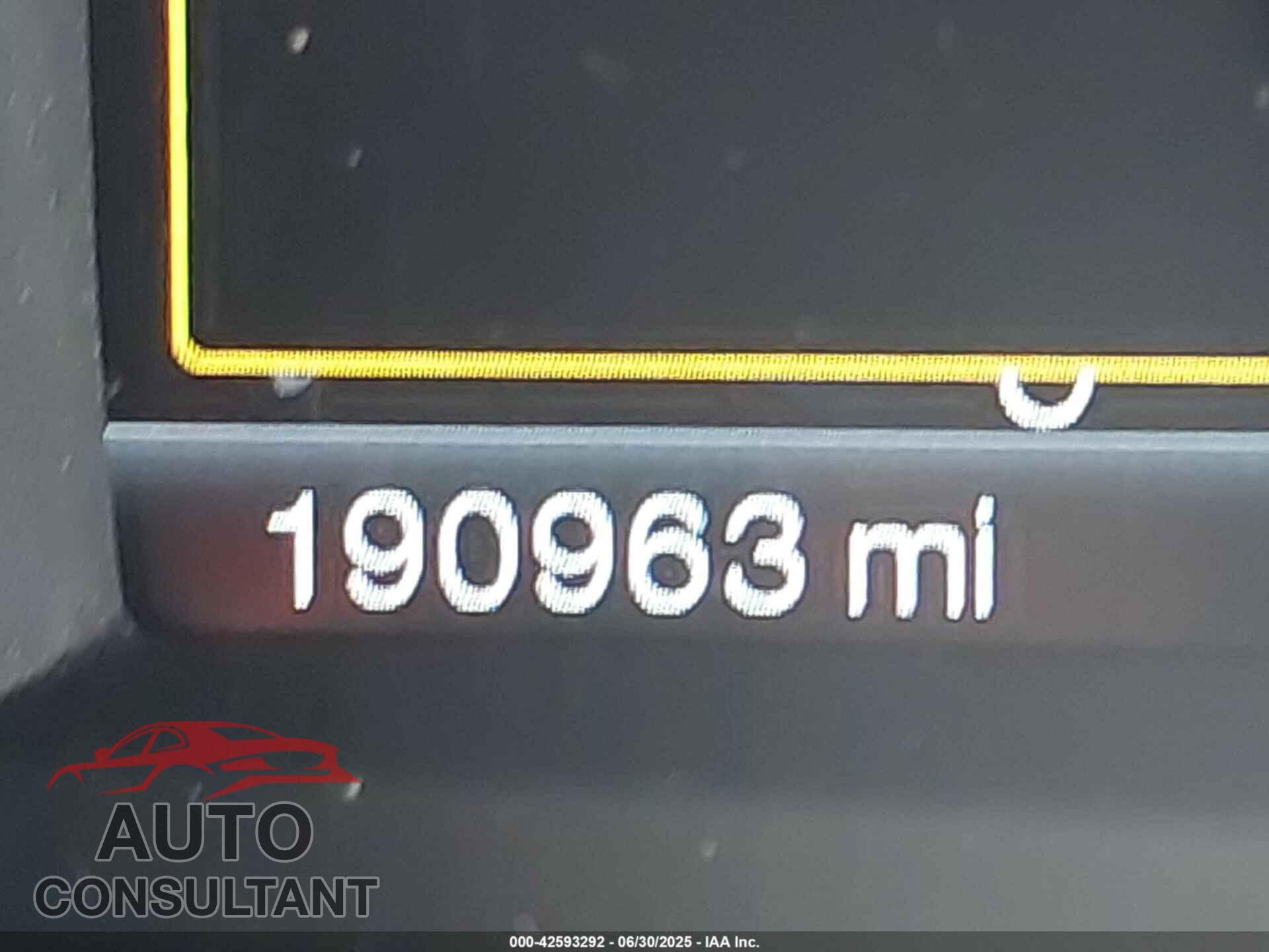 FORD EXPLORER 2011 - 1FMHK8F80BGA45857