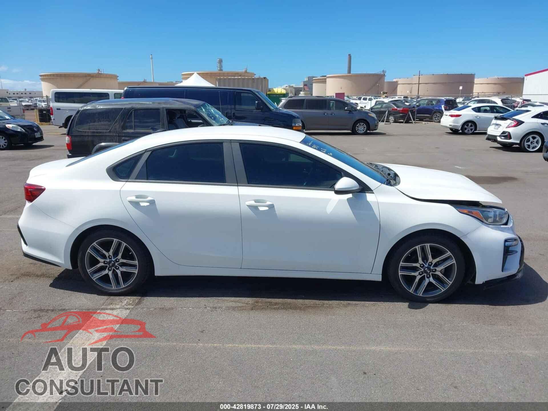 KIA FORTE 2019 - 3KPF34AD2KE069972