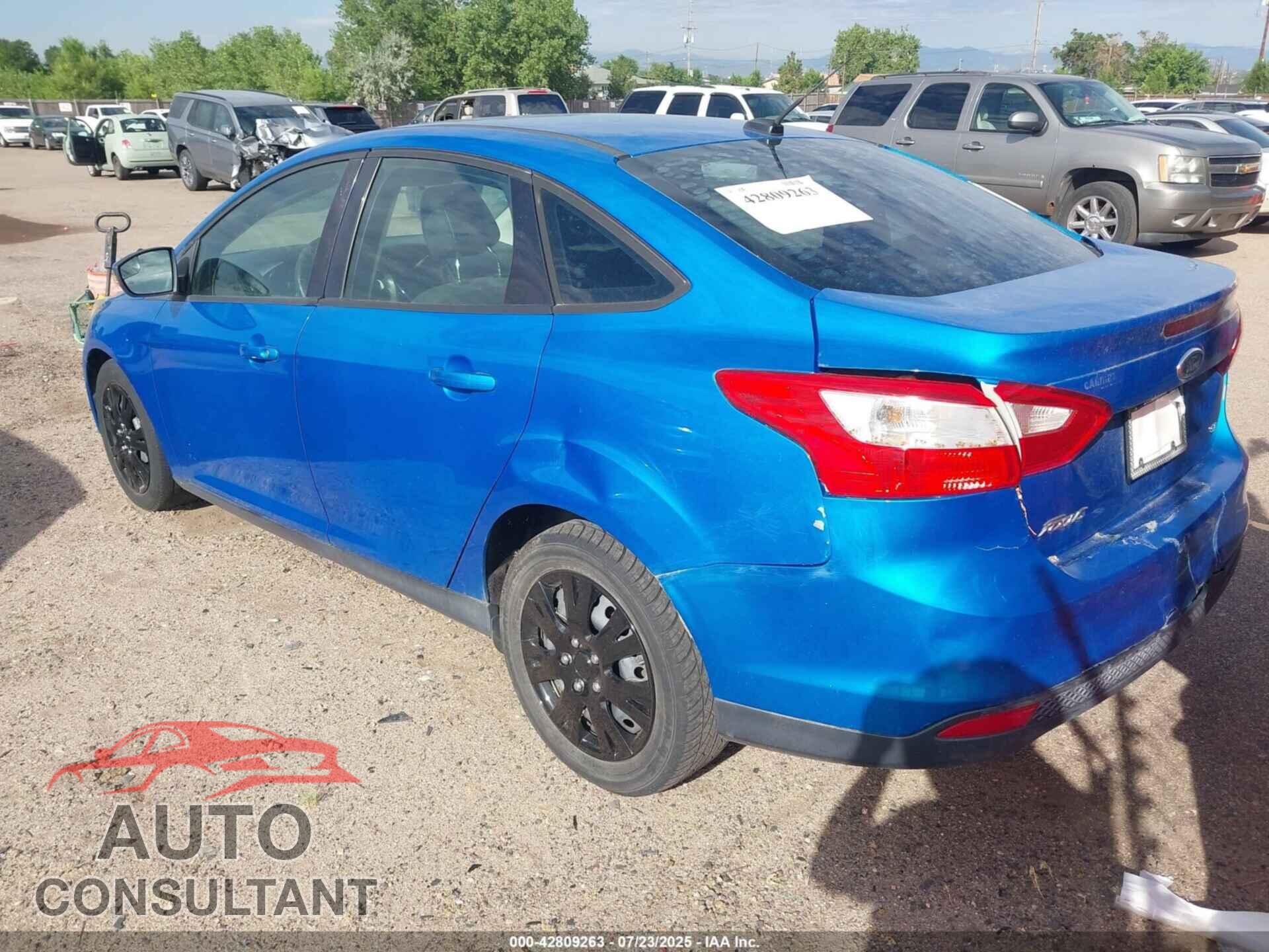 FORD FOCUS 2012 - 1FAHP3F2XCL213846