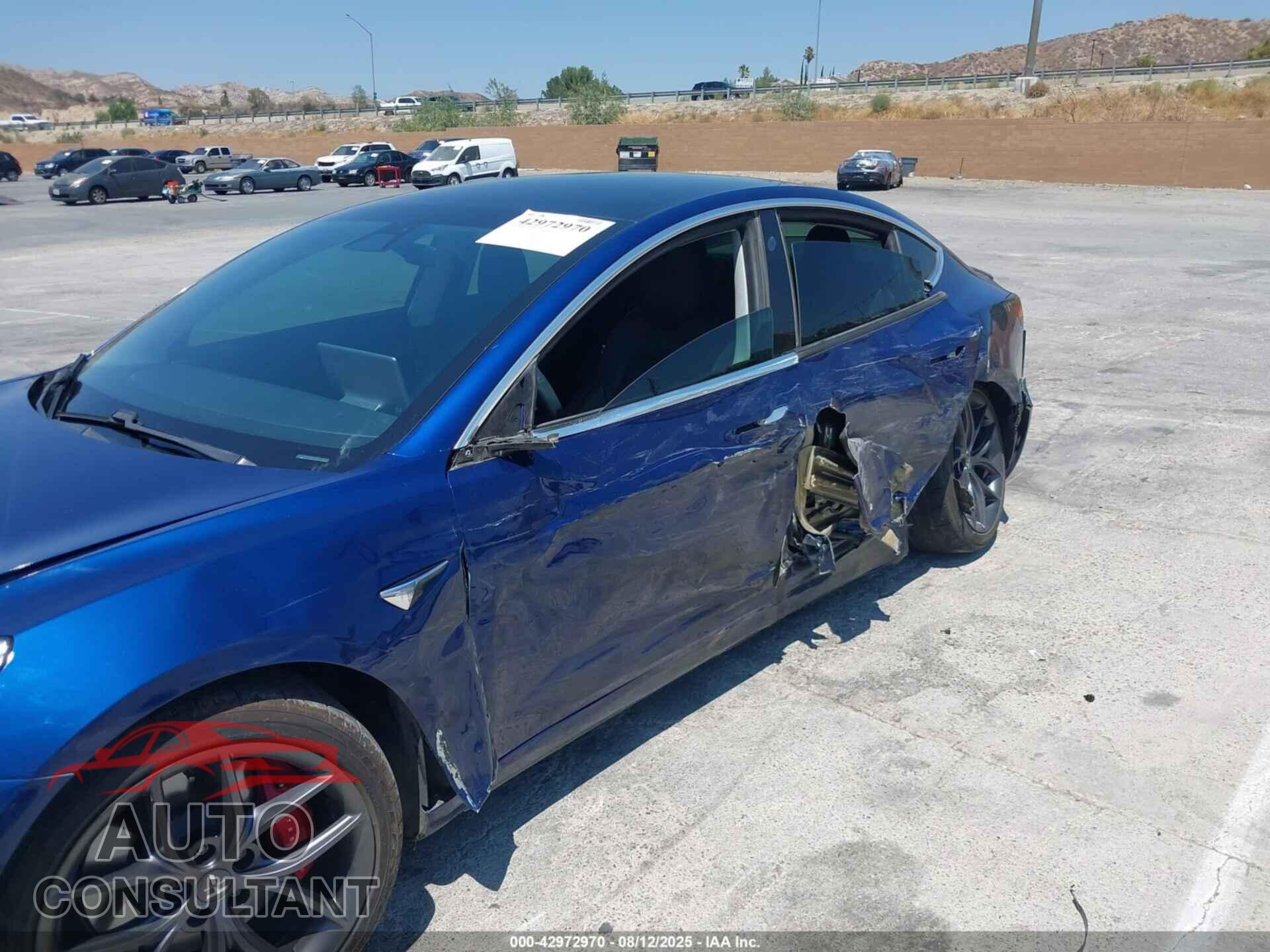 TESLA MODEL 3 2019 - 5YJ3E1EB4KF528921