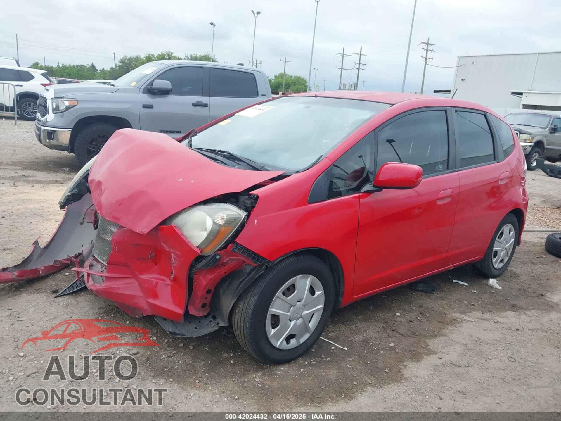 HONDA FIT 2013 - JHMGE8H39DC065770