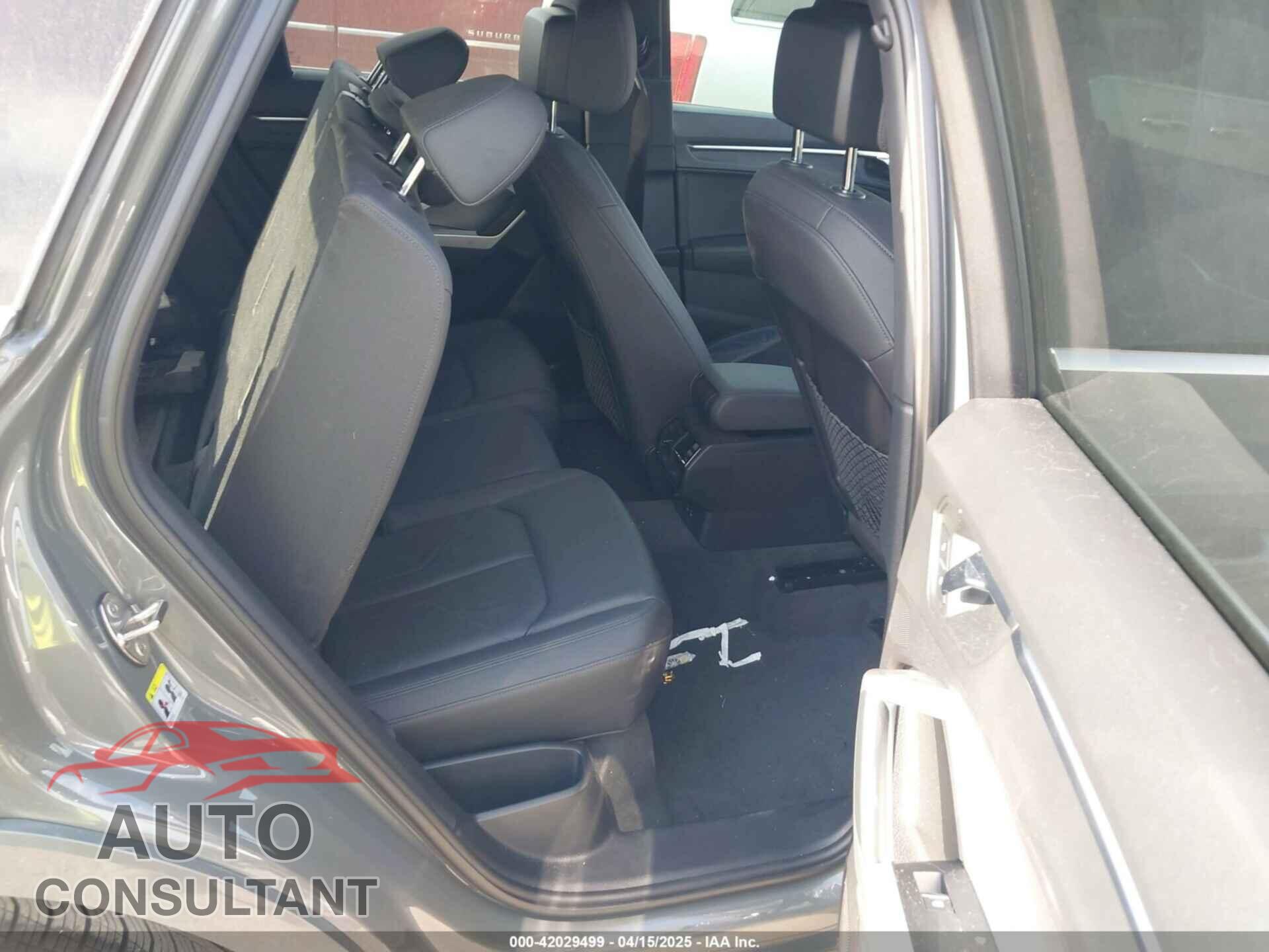 AUDI Q3 2020 - WA1DECF31L1015427