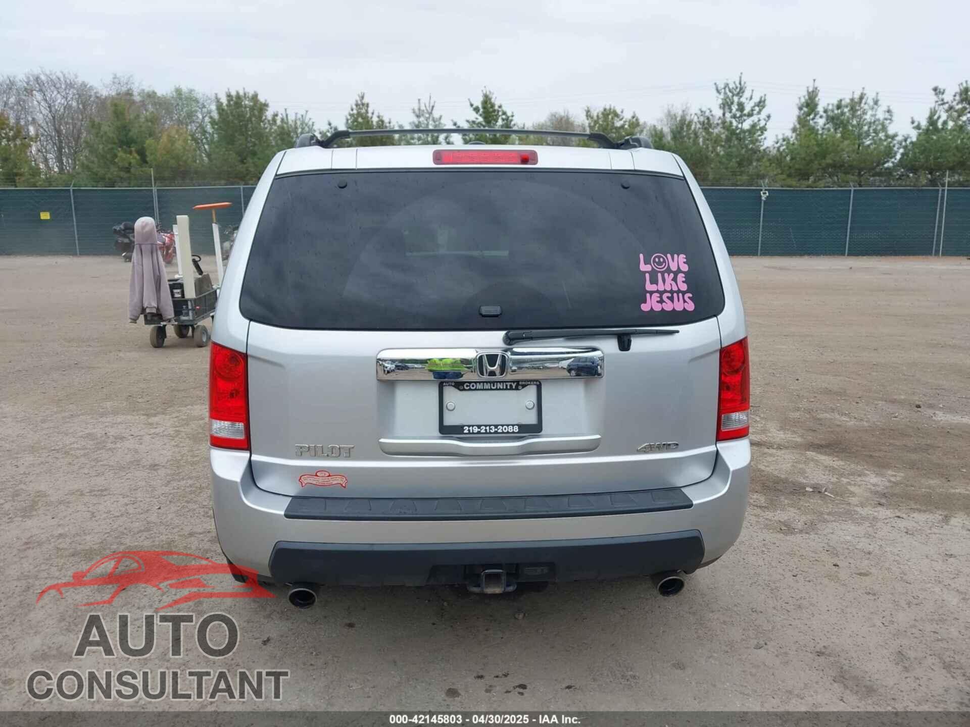 HONDA PILOT 2011 - 5FNYF4H55BB061678