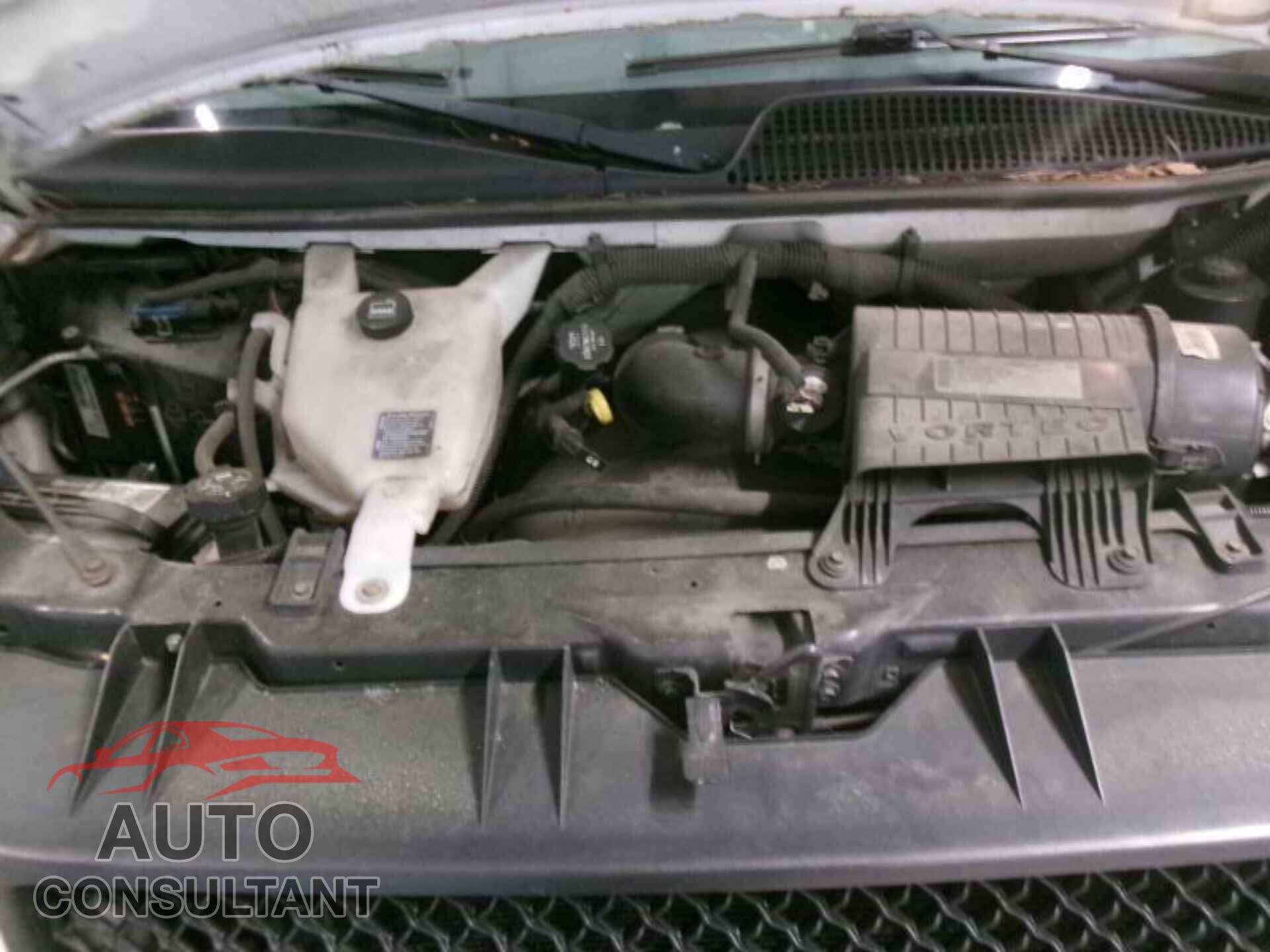 CHEVROLET EXPRESS G1500 2014 - 1GCSGAFX2E1162535