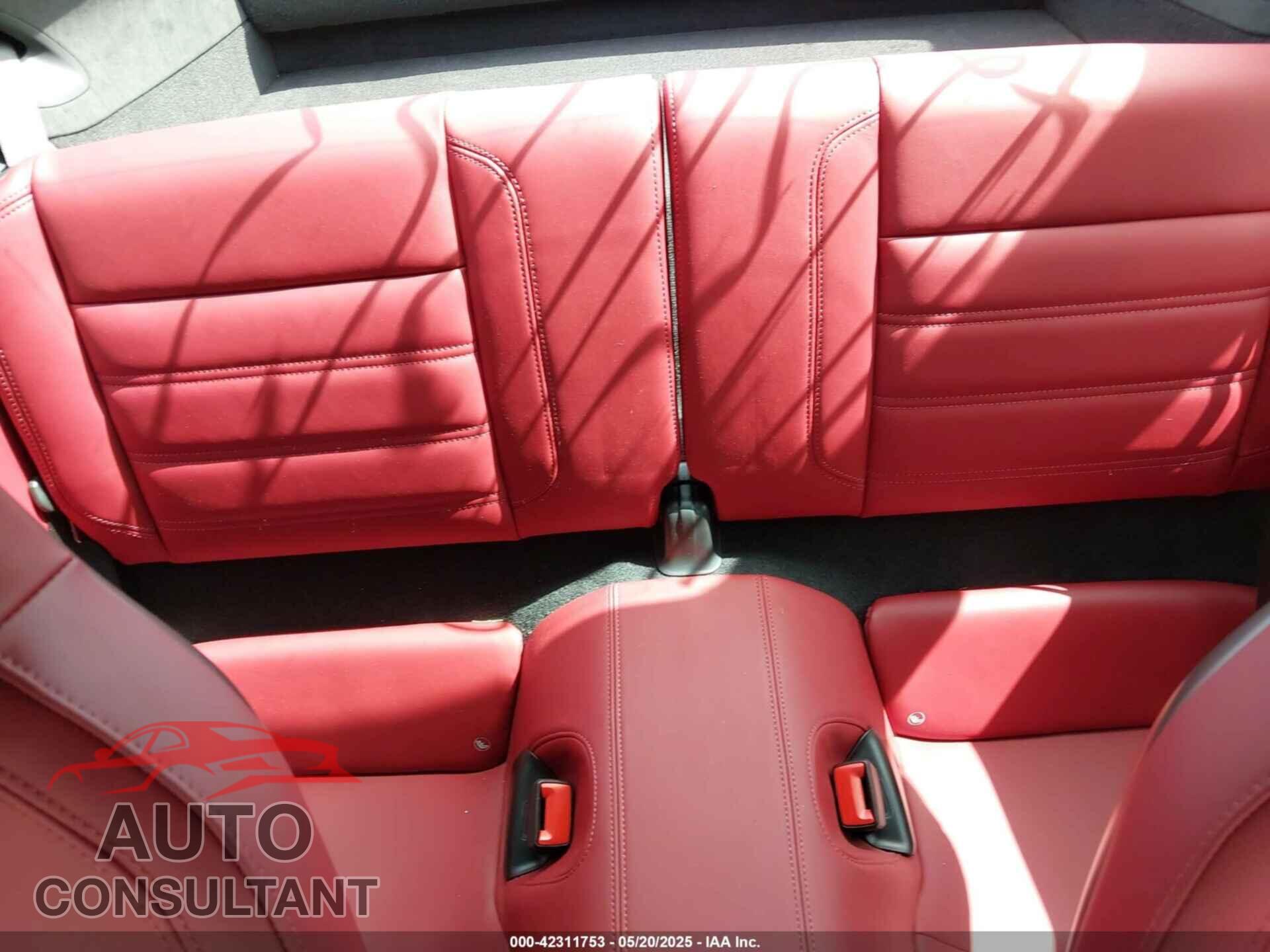 PORSCHE 911 2024 - WP0AD2A96RS252225