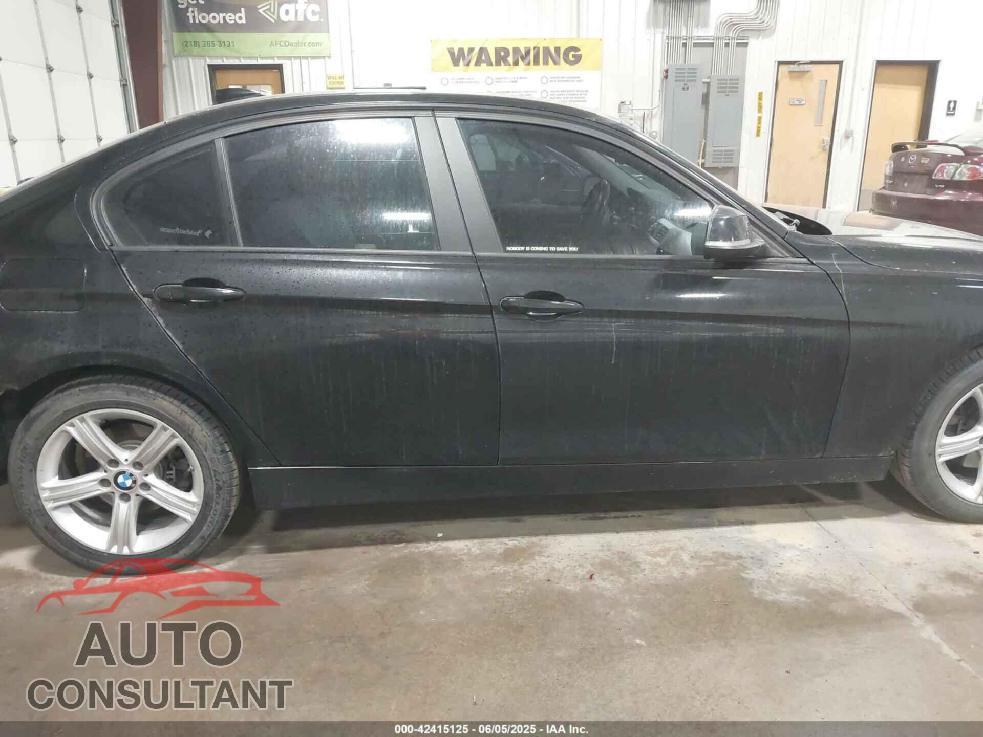 BMW 320I 2013 - WBA3B1C53DK129149