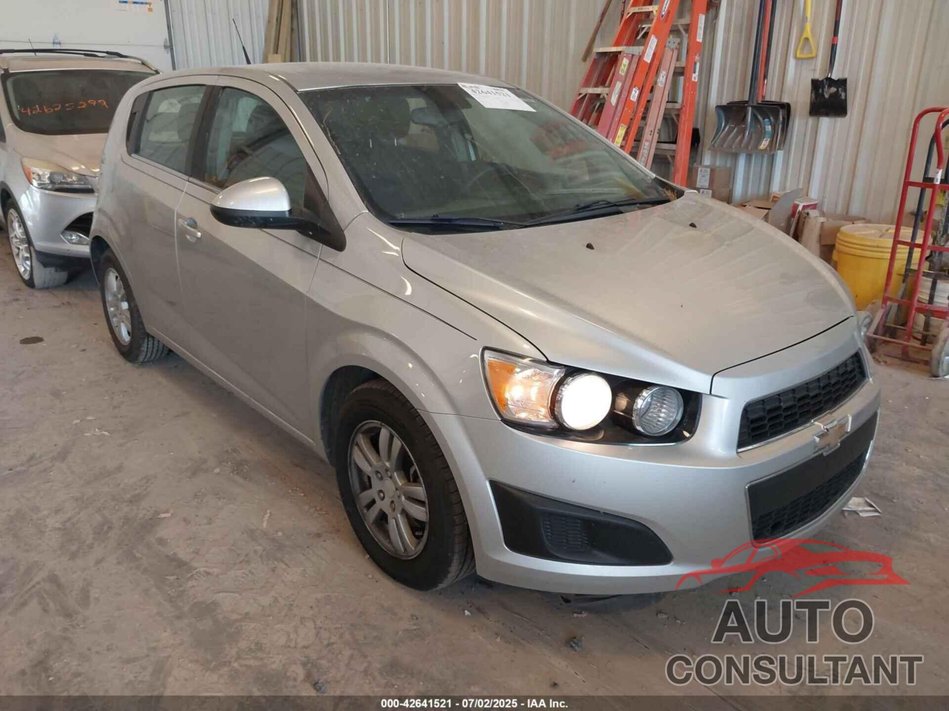 CHEVROLET SONIC 2013 - 1G1JC6SB3D4142461