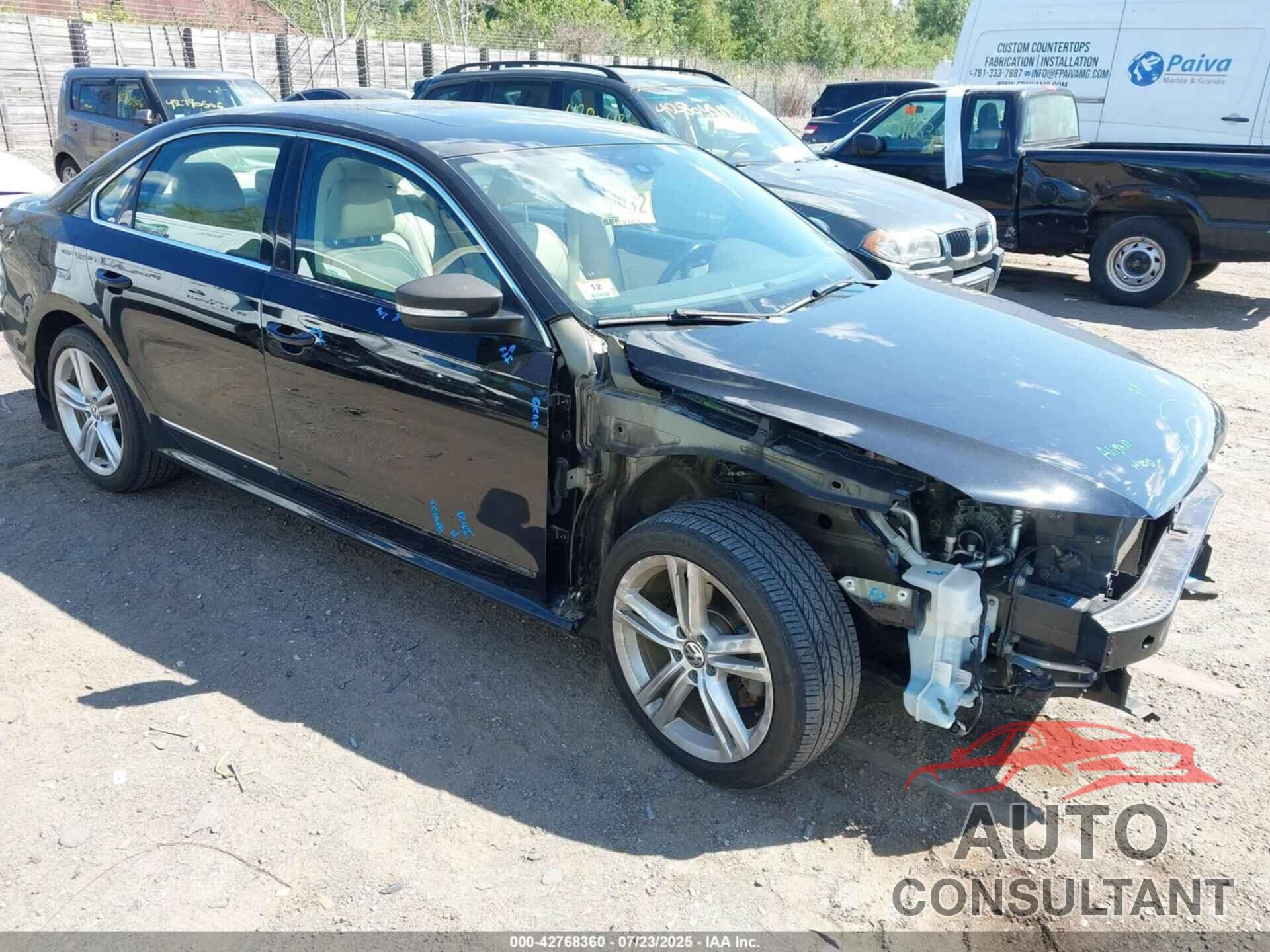 VOLKSWAGEN PASSAT 2015 - 1VWCT7A36FC120802