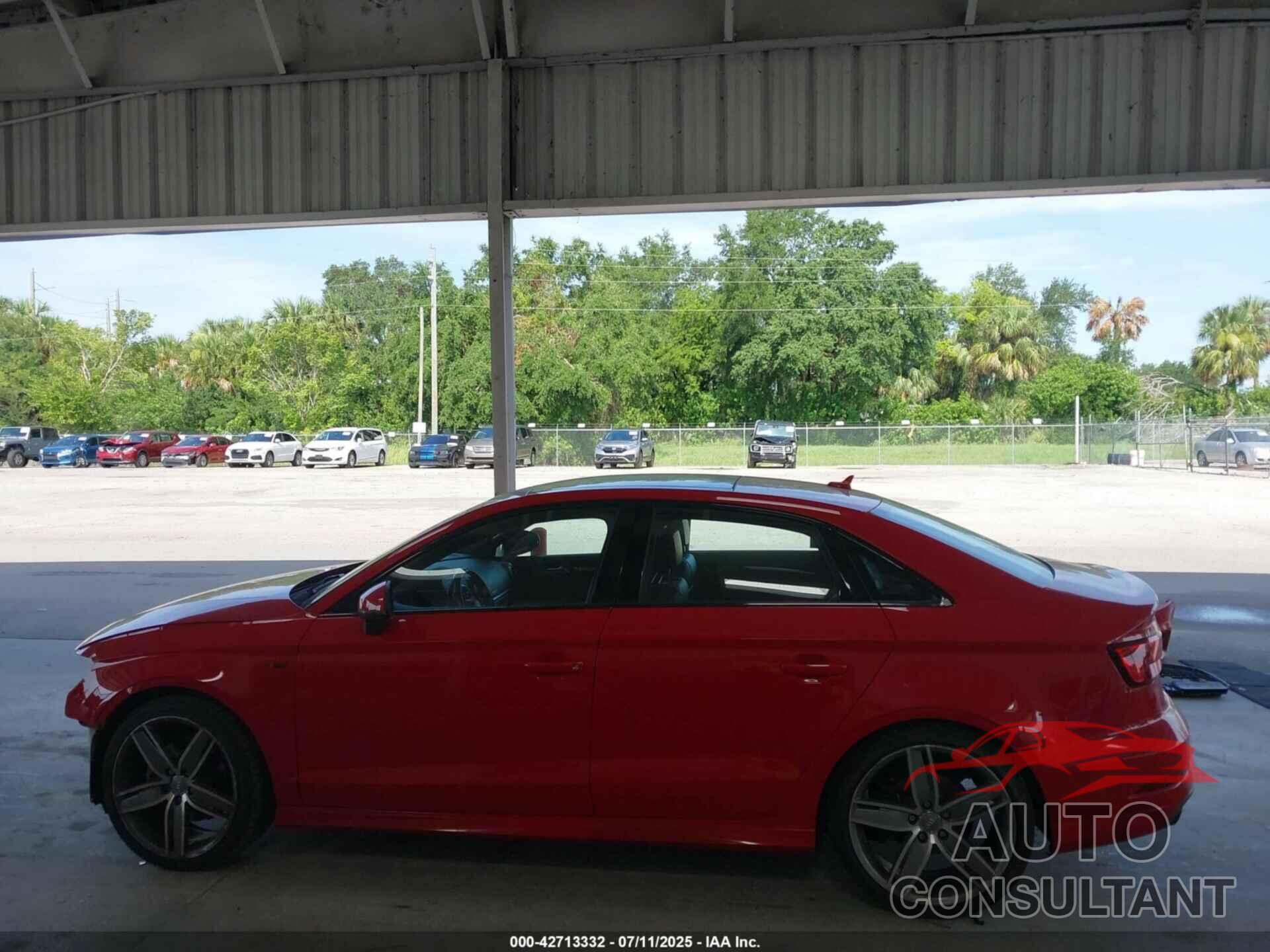 AUDI A3 2017 - WAUJ8GFF2H1017340