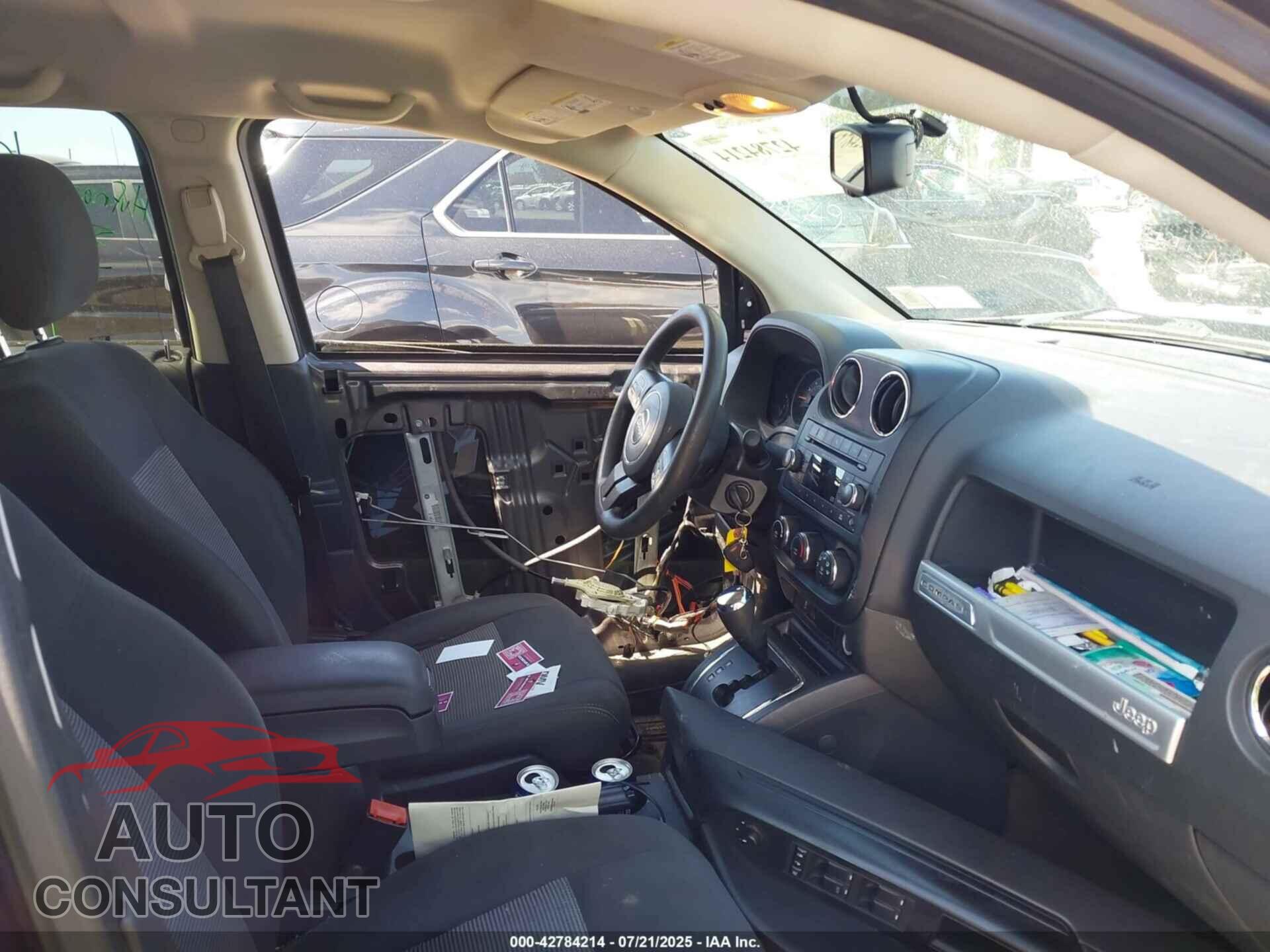 JEEP COMPASS 2017 - 1C4NJDBB3HD143859