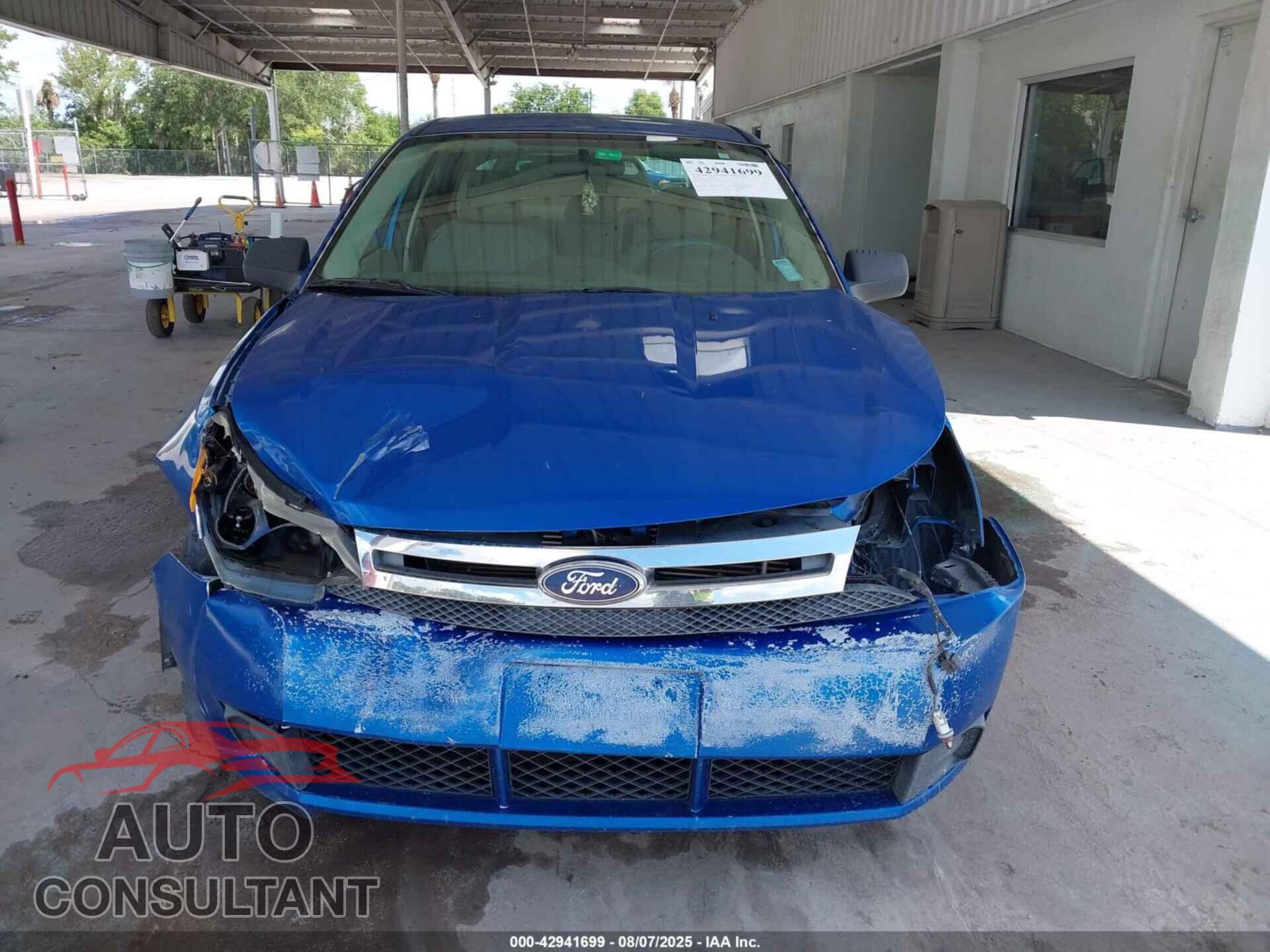 FORD FOCUS 2011 - 1FAHP3FN2BW131021