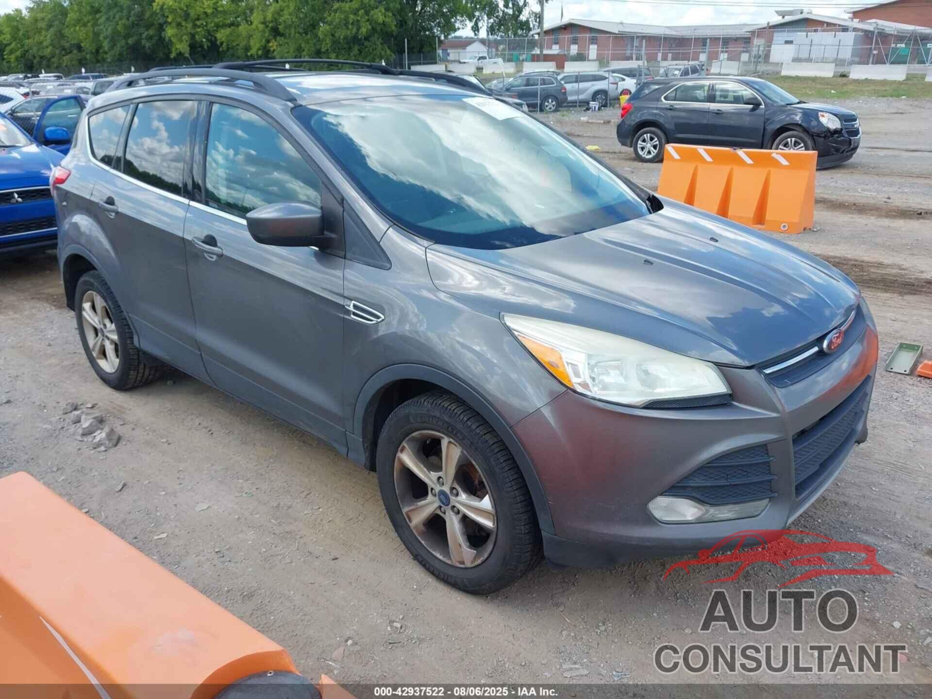 FORD ESCAPE 2013 - 1FMCU9G90DUB86434