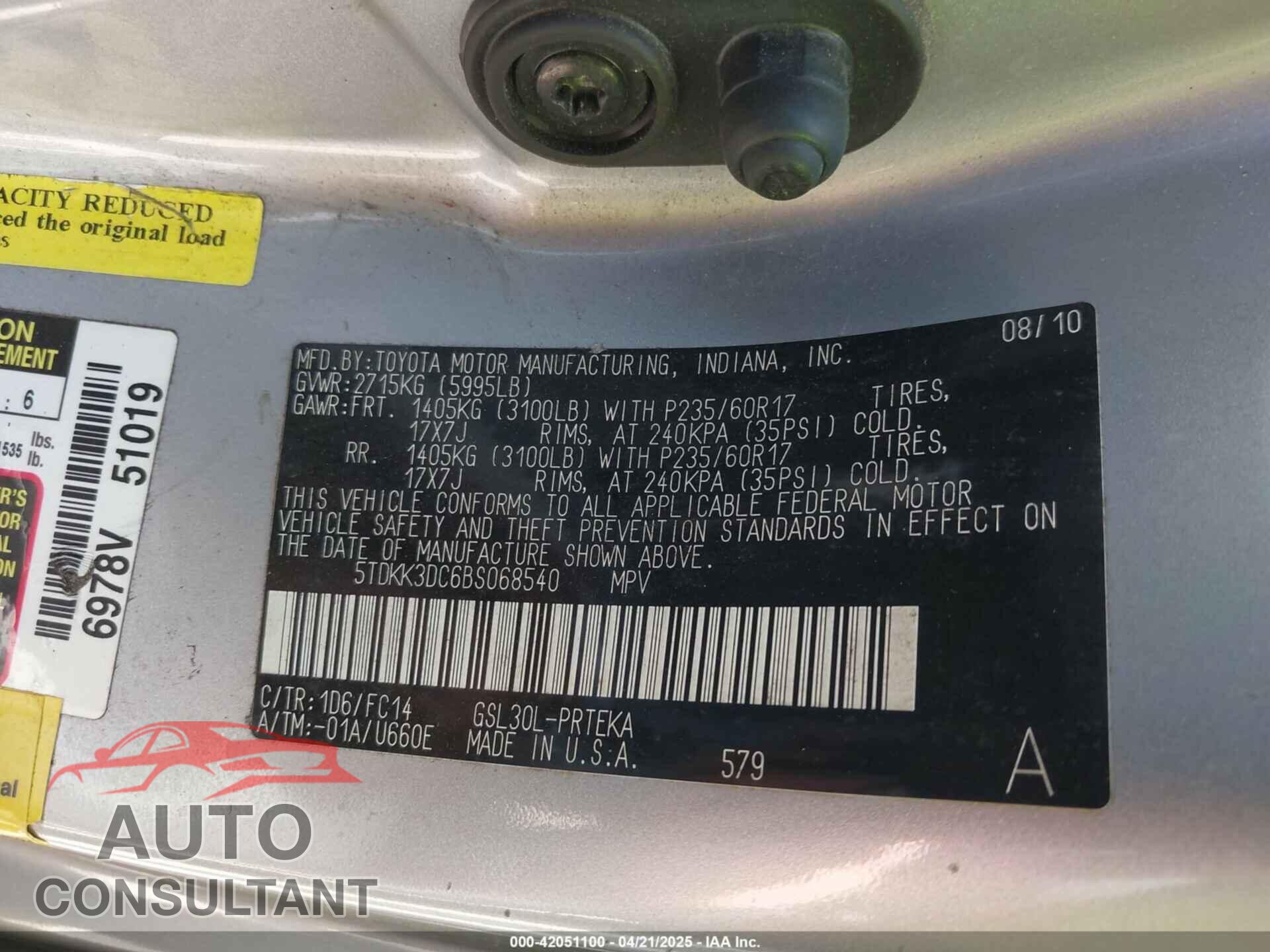 TOYOTA SIENNA 2011 - 5TDKK3DC6BS068540