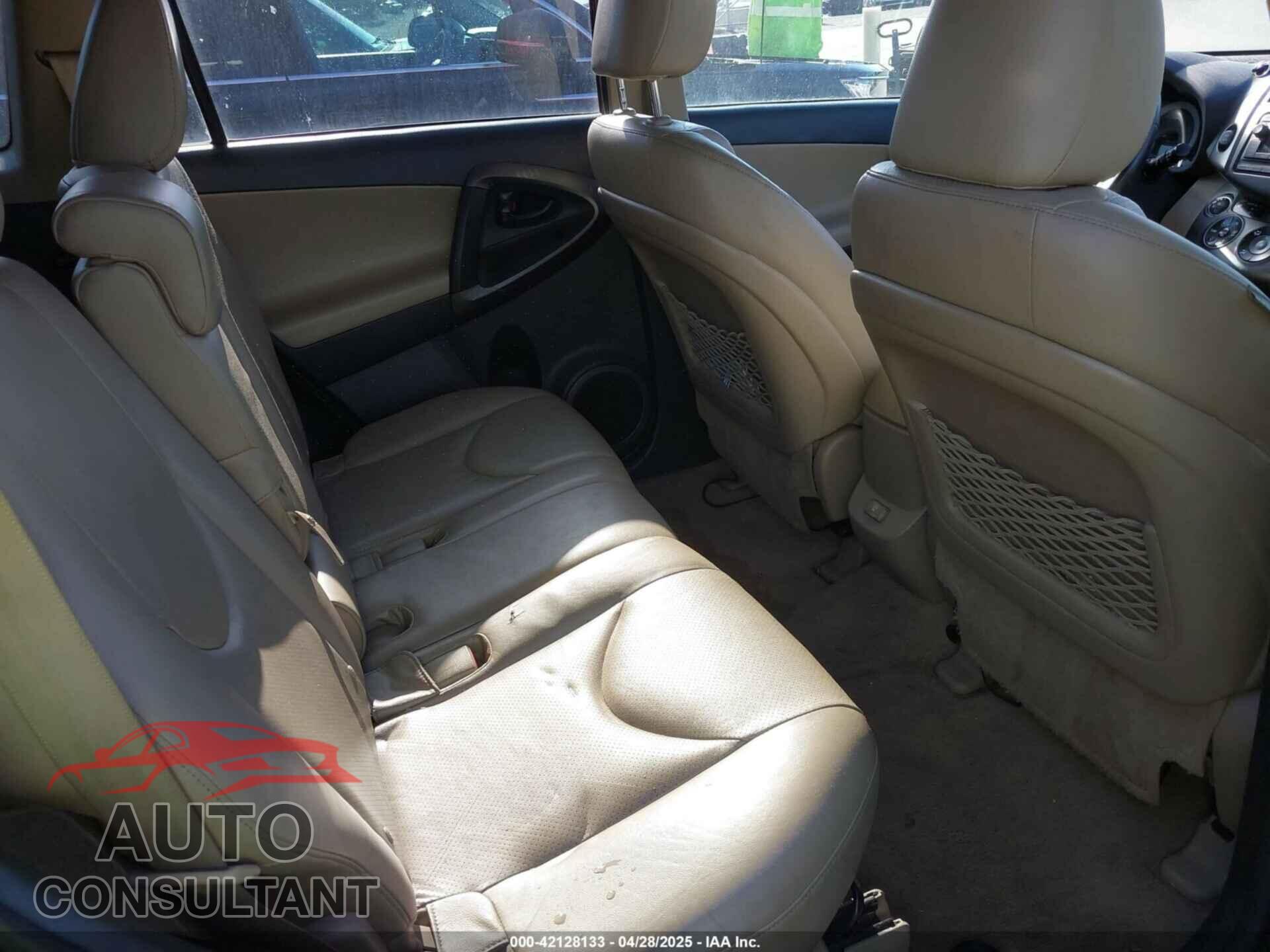 TOYOTA RAV4 2012 - 2T3DF4DV7CW179098