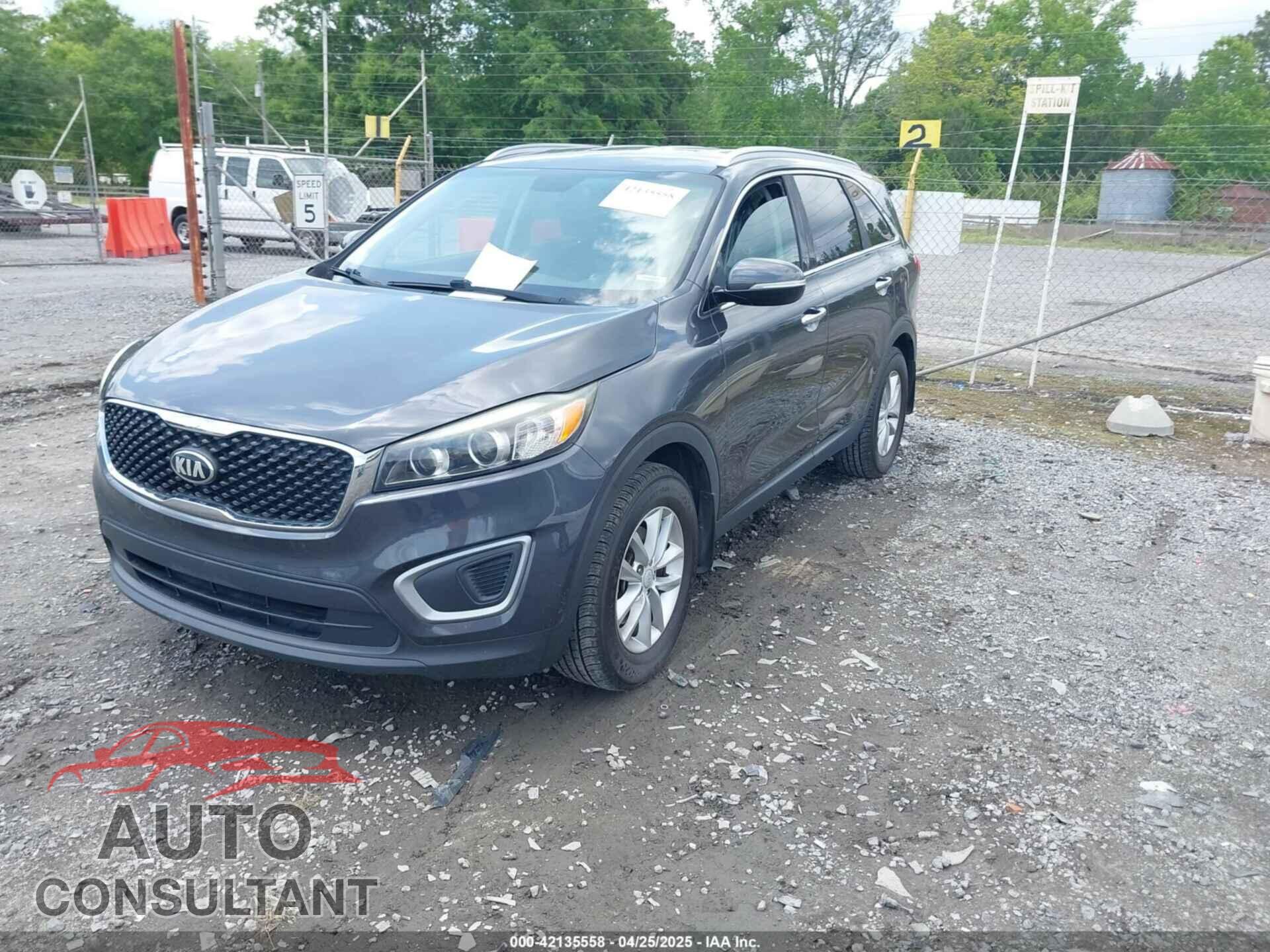 KIA SORENTO 2017 - 5XYPG4A3XHG264438