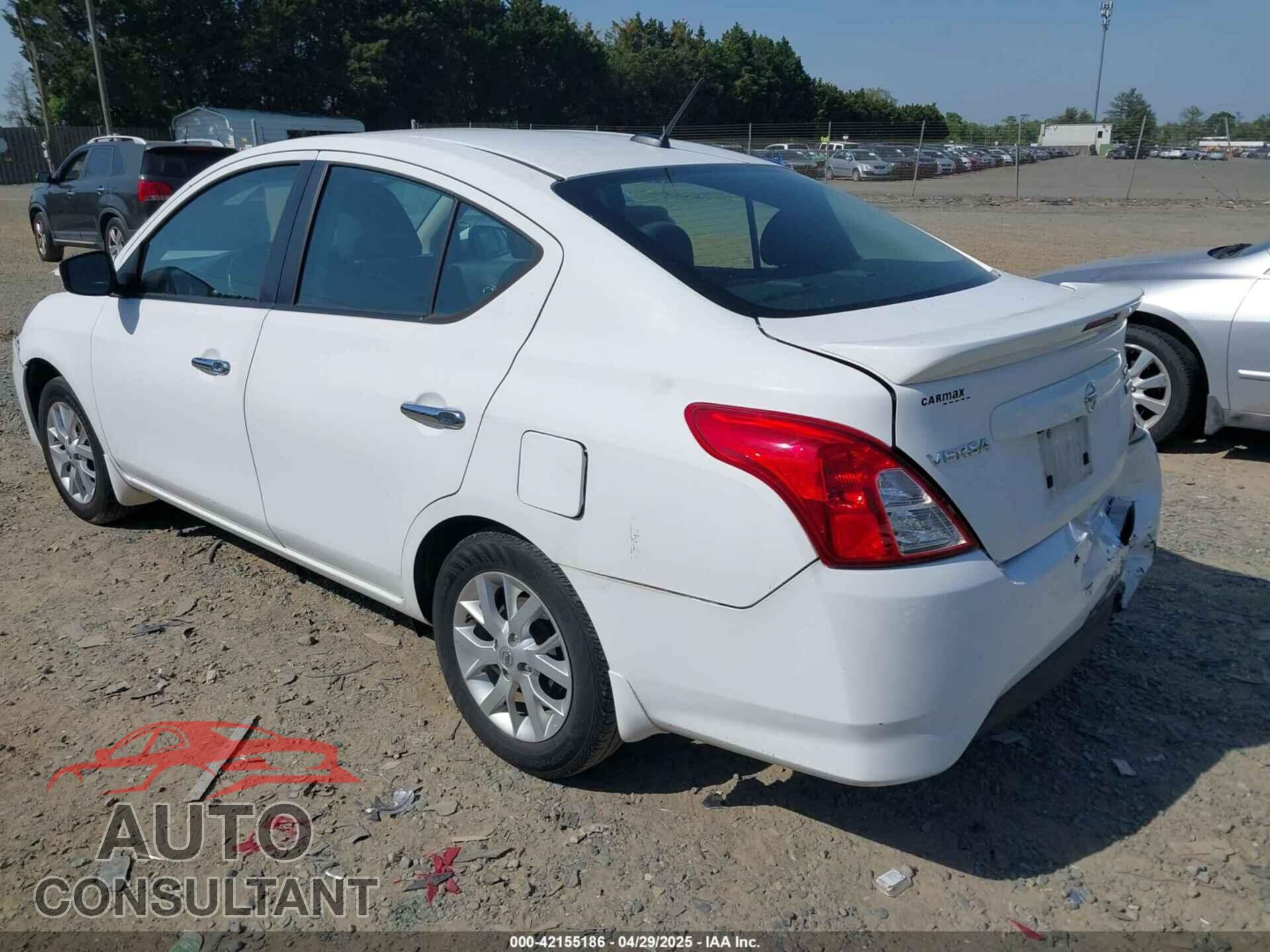 NISSAN VERSA 2017 - 3N1CN7AP0HL891699