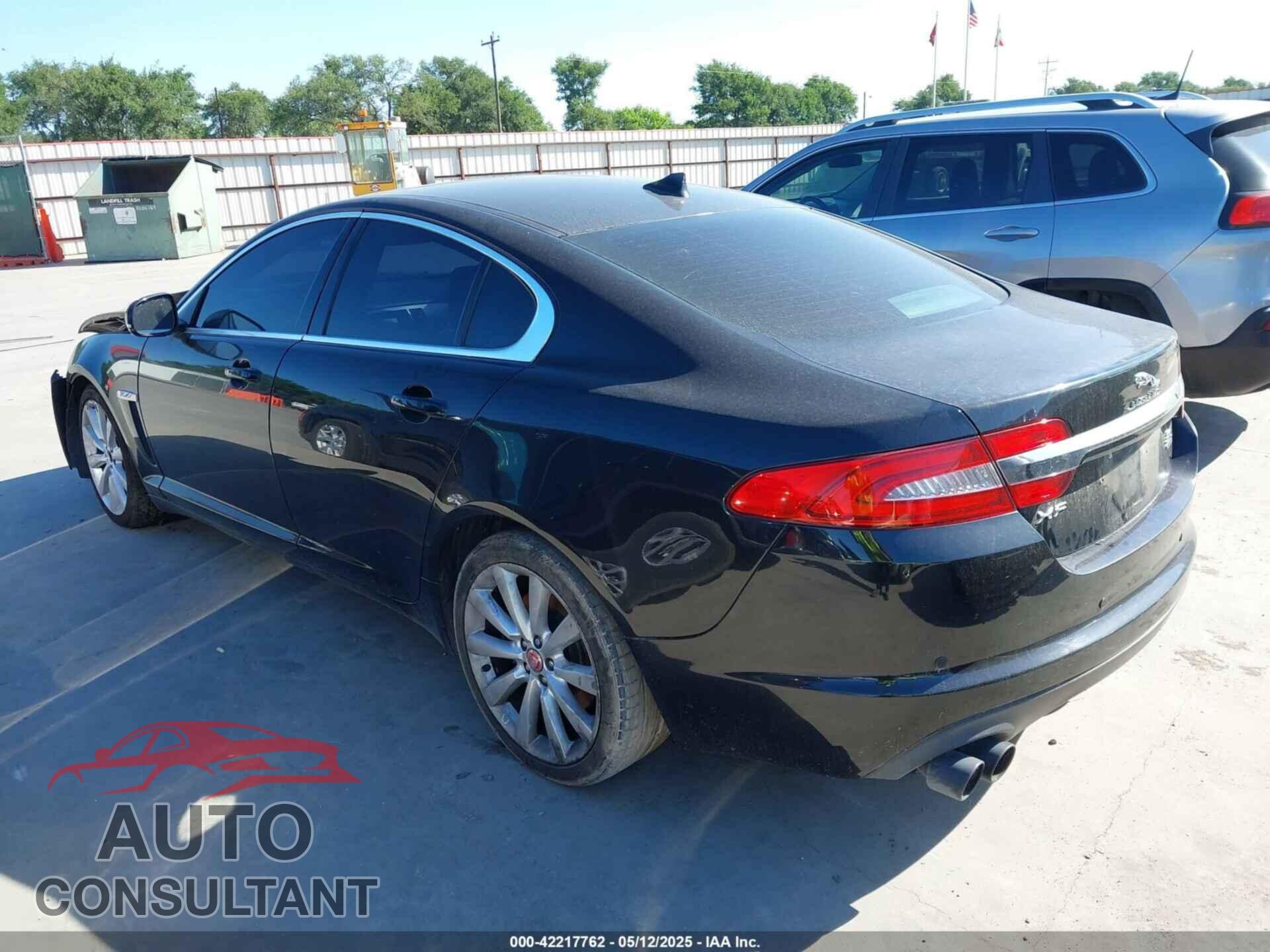 JAGUAR XF 2014 - SAJWJ0EFXE8U27006