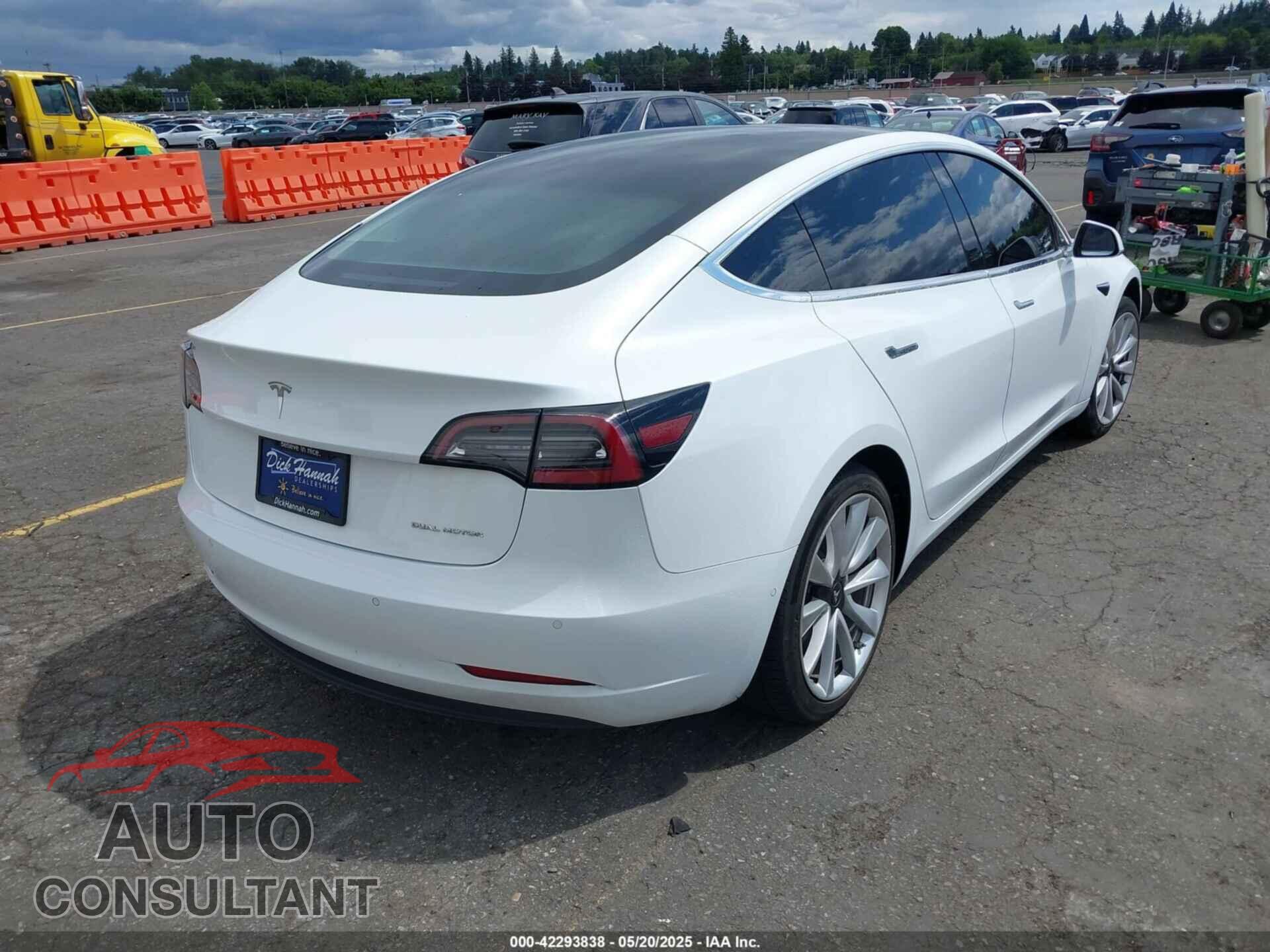 TESLA MODEL 3 2018 - 5YJ3E1EB7JF092550