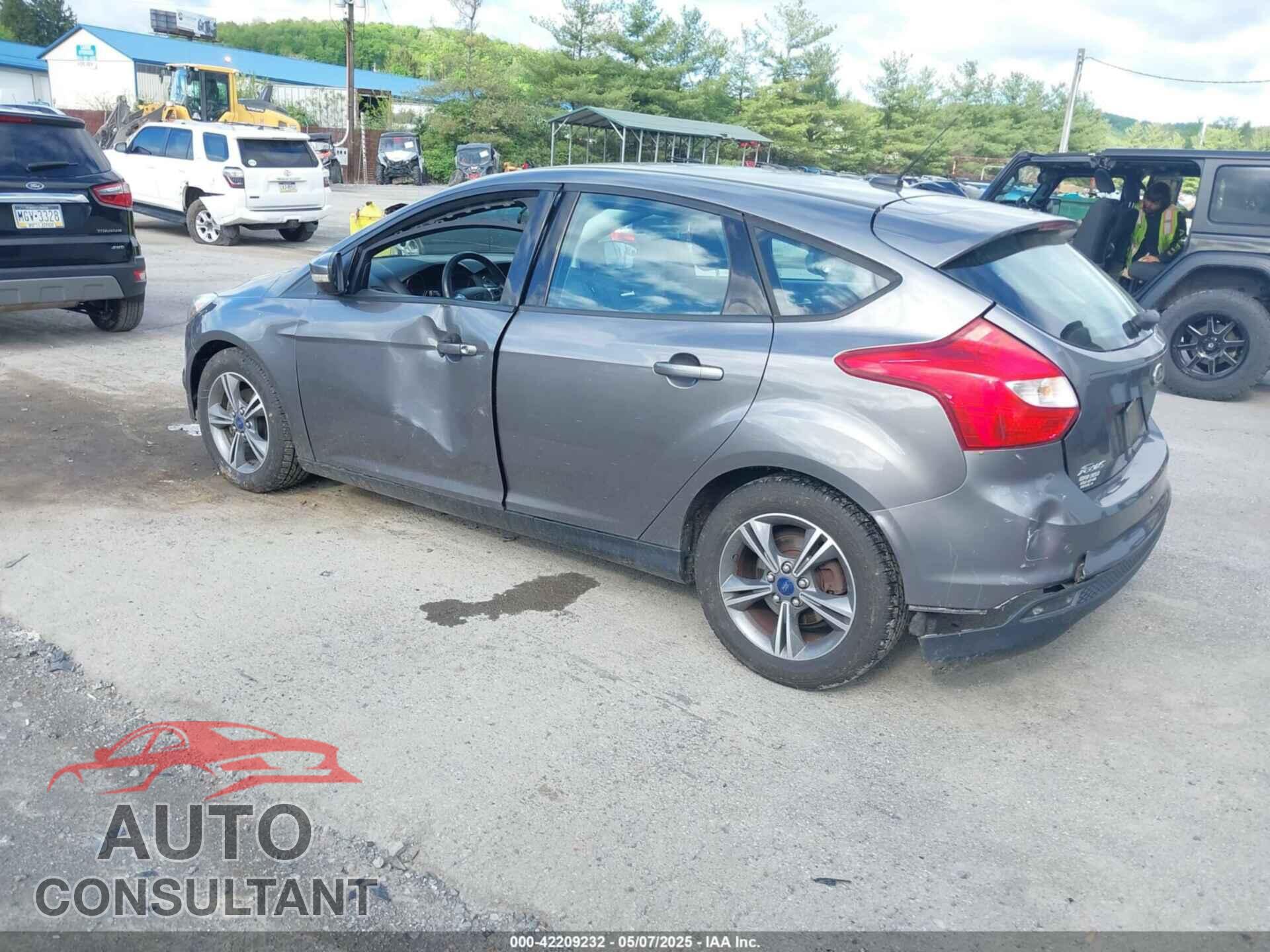 FORD FOCUS 2014 - 1FADP3K22EL319750